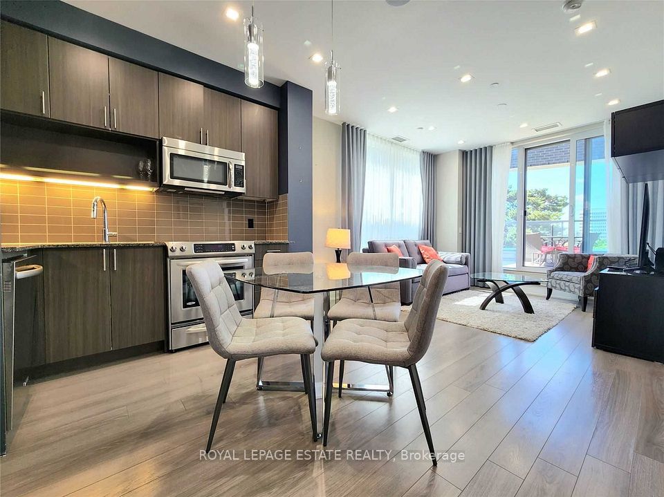 18 Graydon Hall Drive