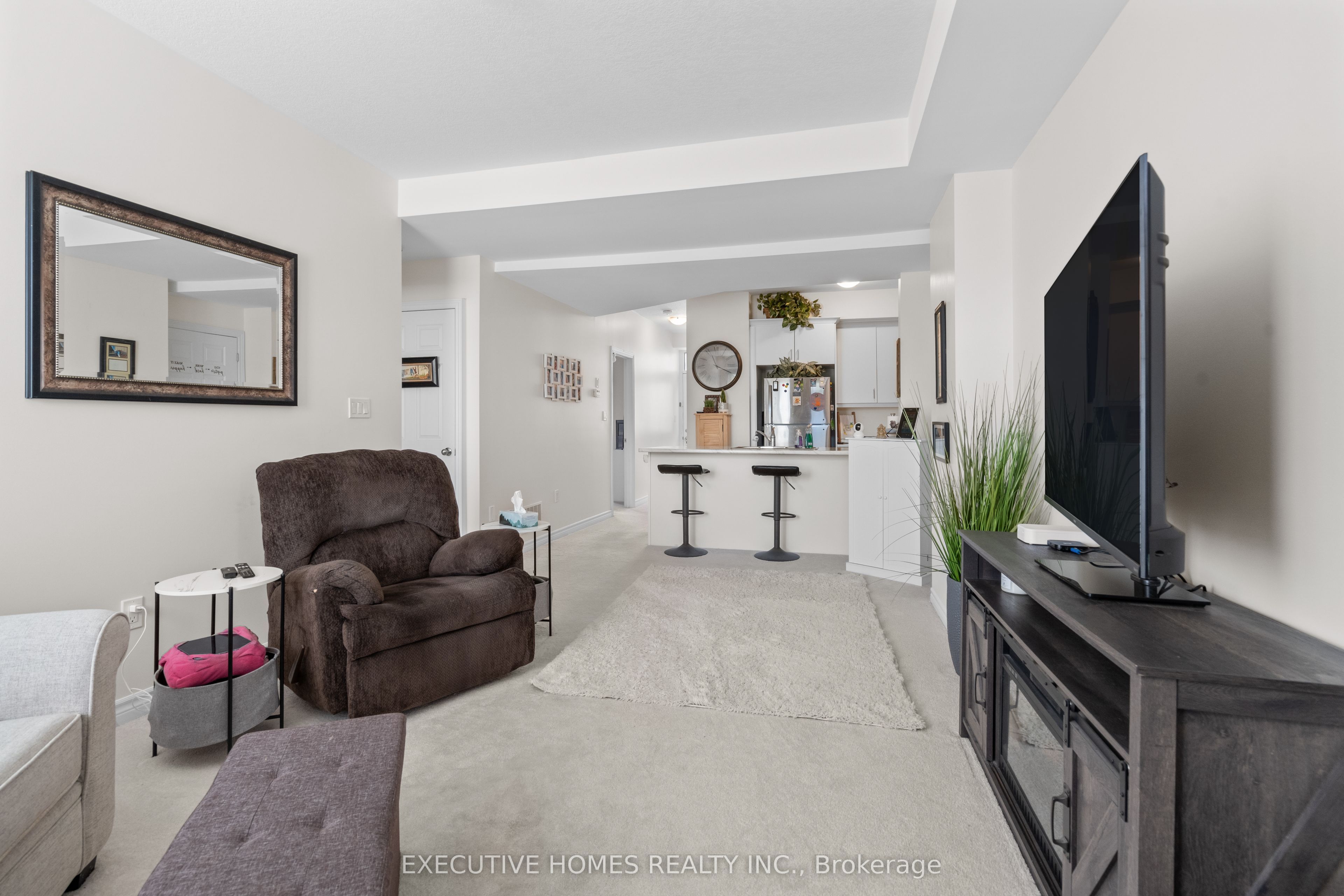 383 Dundas Street E, #74