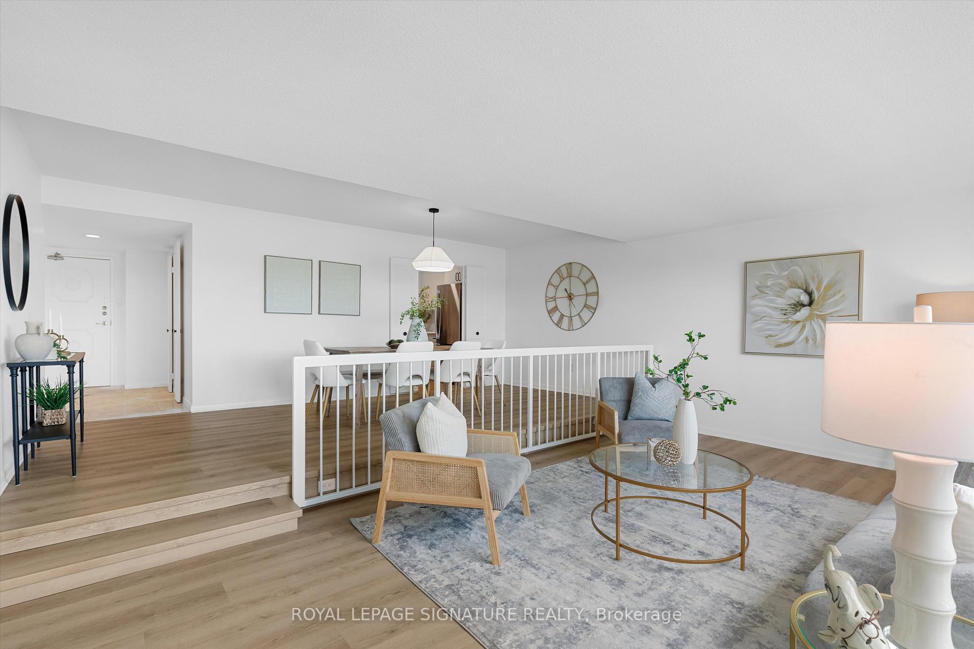 3 Bedrooms Condo at 2185 Marine, Oakville For sale