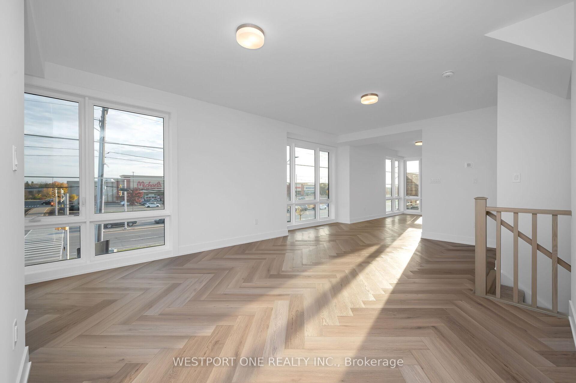 4 Bedrooms Condo at 2273 Turnberry, Burlington For sale