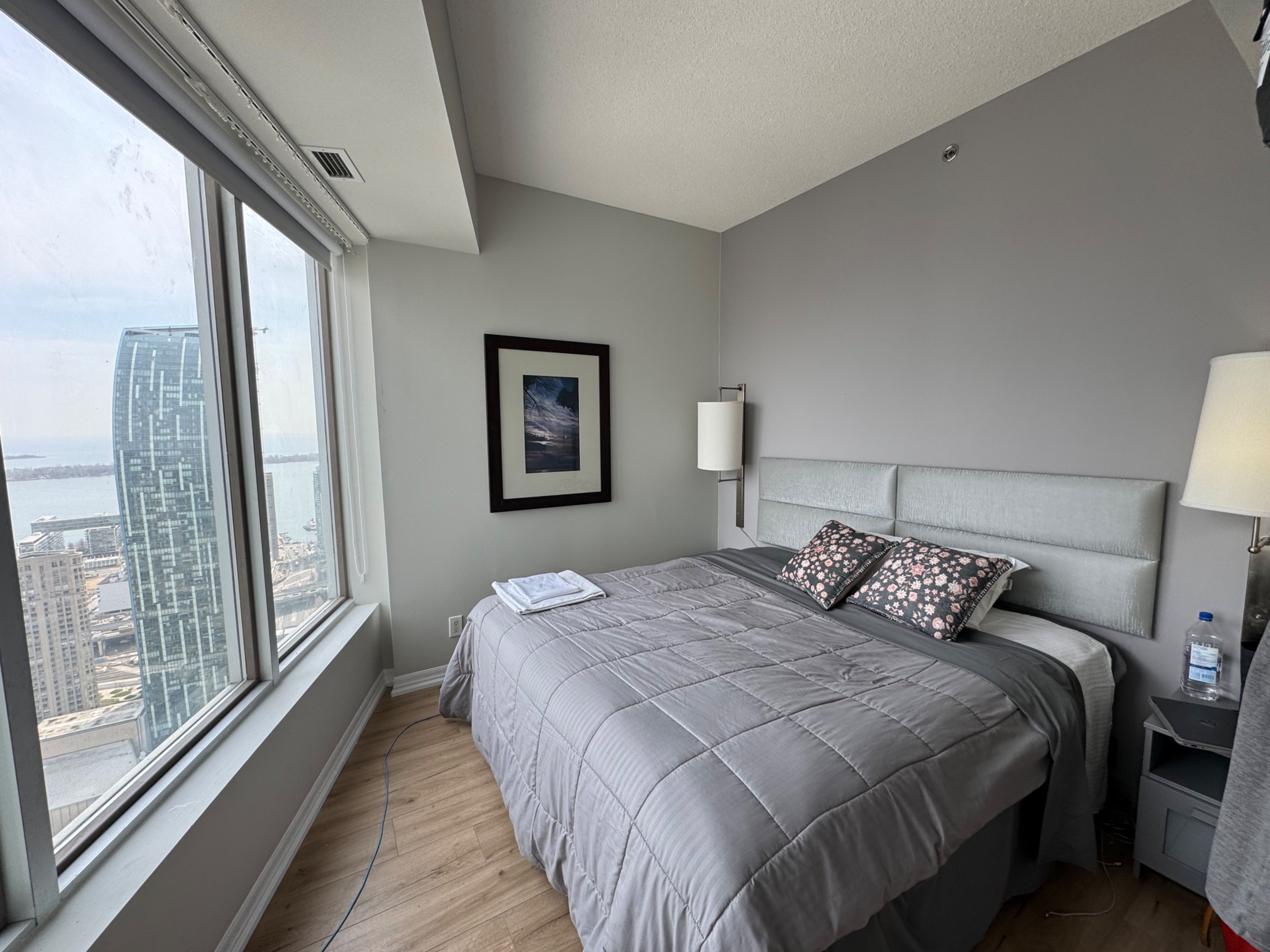 1 king Street Unit# 4408 Toronto C01 Ontario M5C 1T4