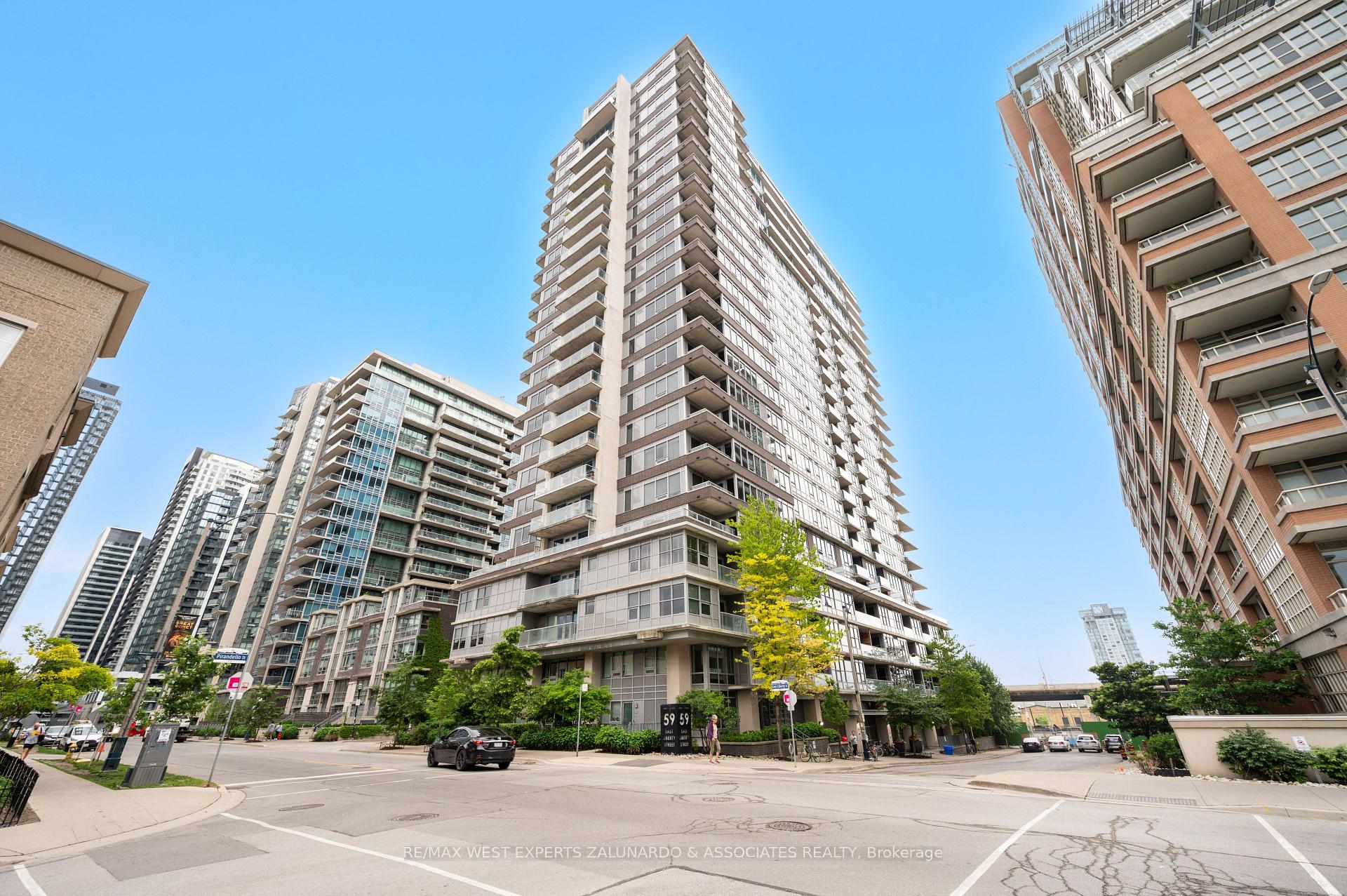 2 Bedrooms Condo at 59 East Liberty, Toronto For sale