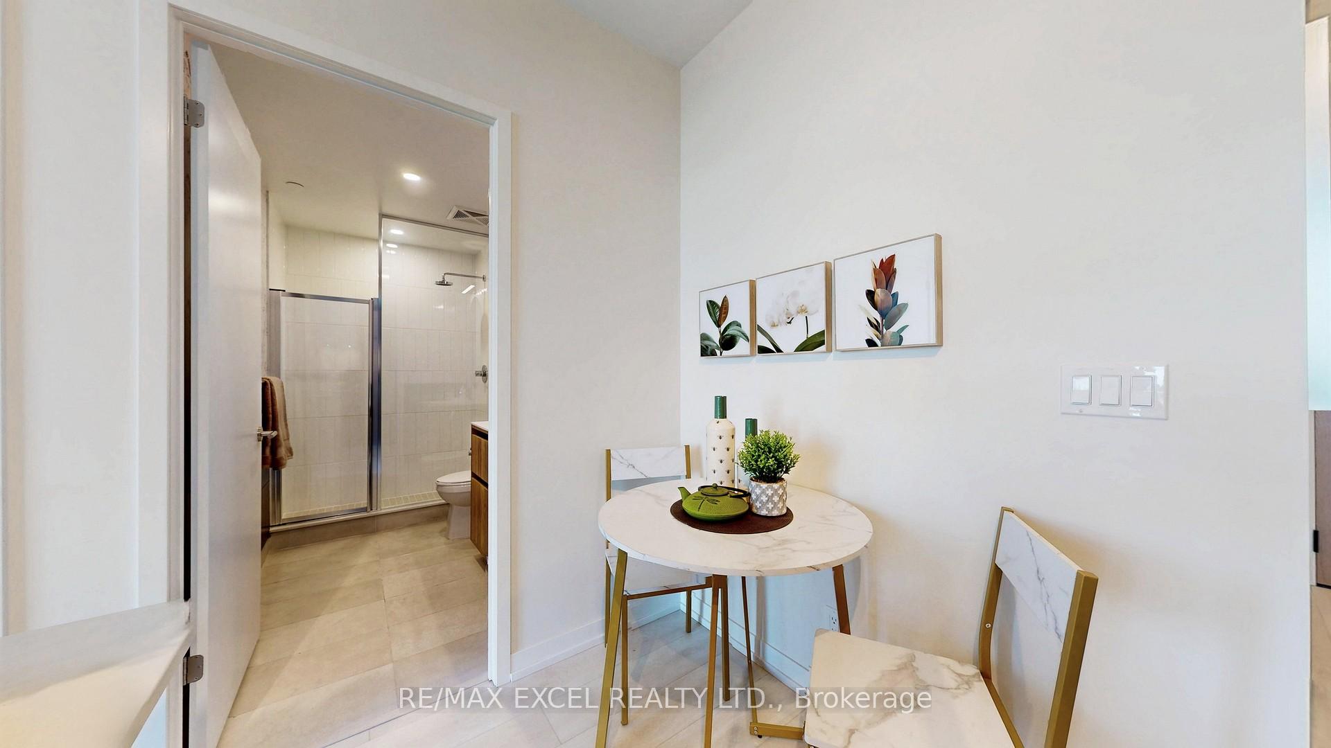 1 Bedroom Condo at 8 Beverley Glen, Vaughan For sale