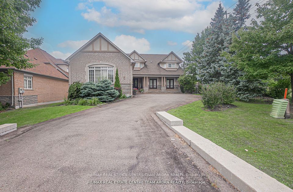 #Bsmt - 2 Links Lane, Brampton, ON L6Y 5G9