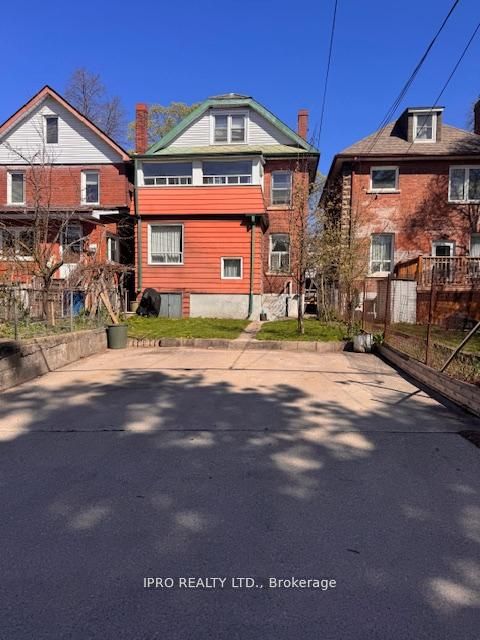 39 Humberside Avenue