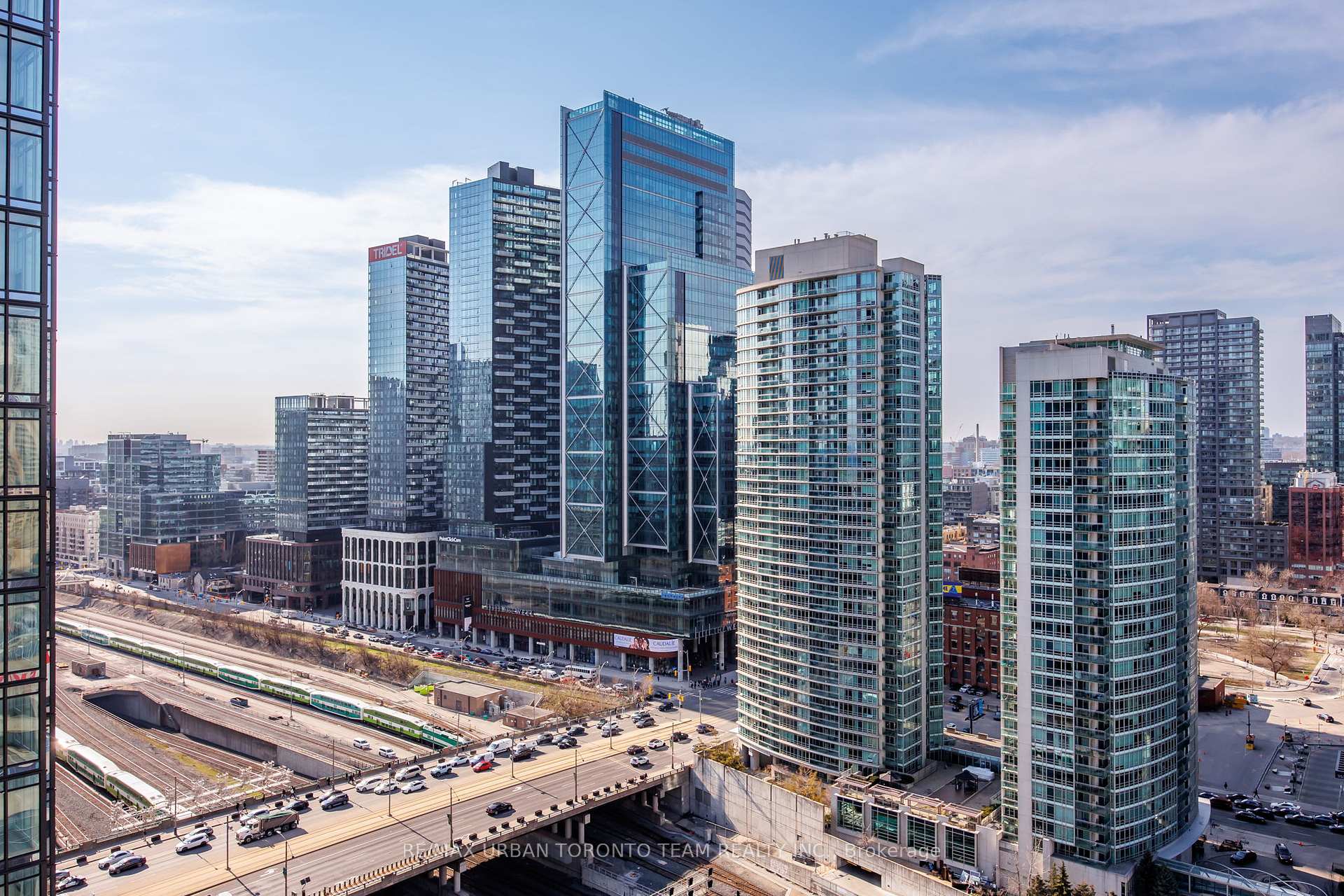 3 Bedrooms Condo at 81 Navy Wharf,  Toronto For sale