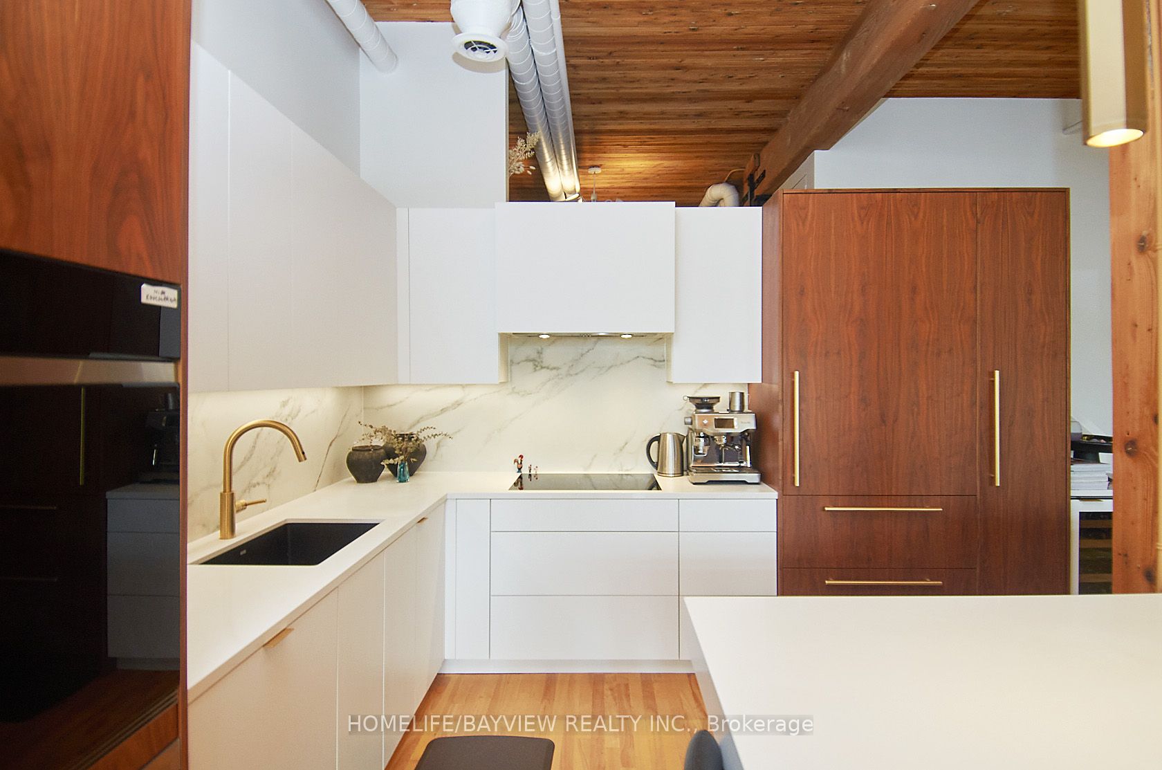993 Queen Street W, #203