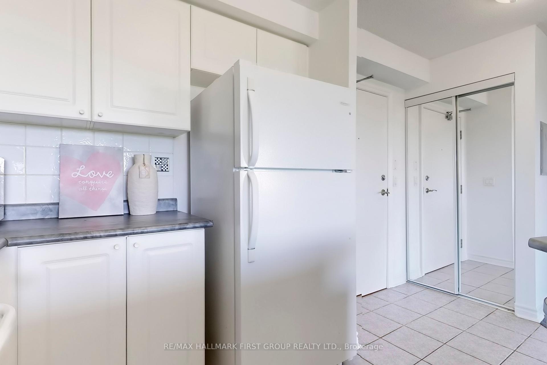 2 Bedrooms Condo at 1030 Sheppard, Toronto For sale