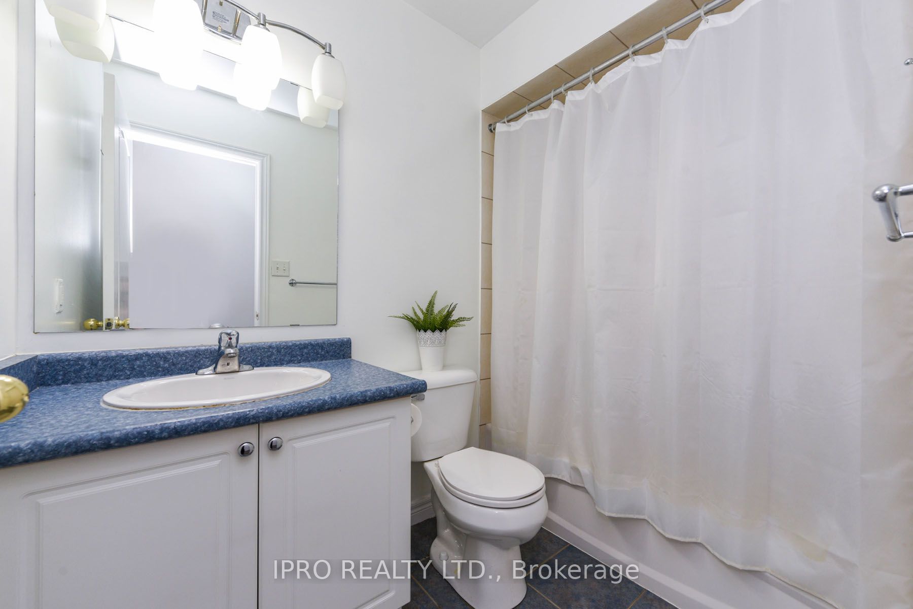 4055 Forest Run Avenue, #17