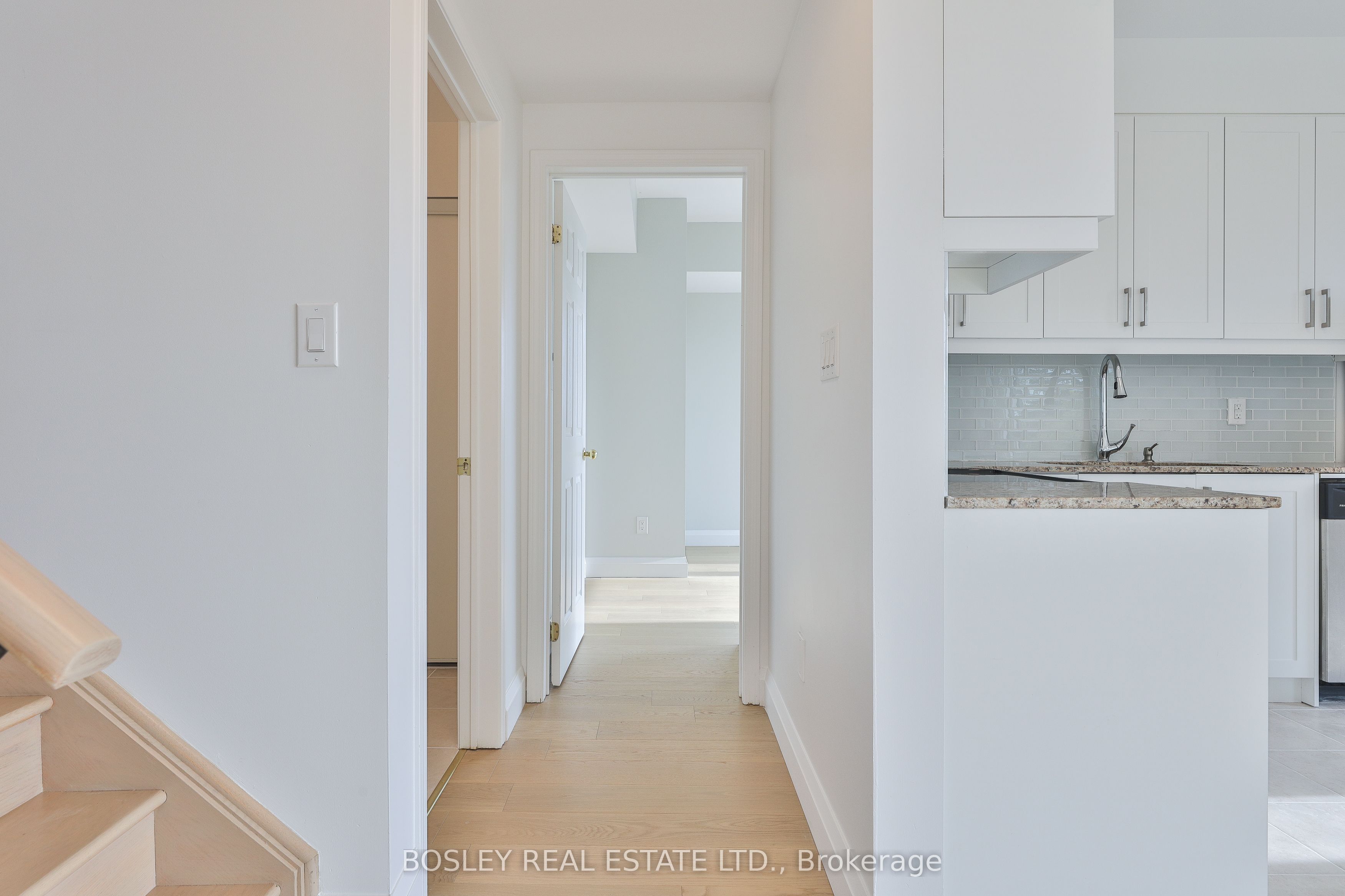 639 Lawrence Avenue W, #302