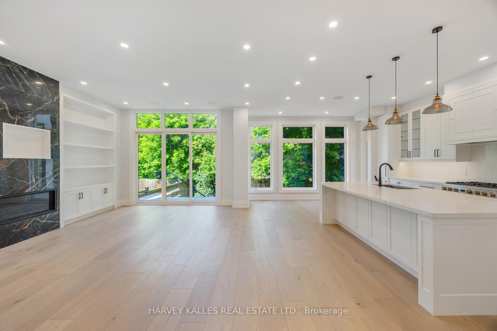 5 Graymar Avenue