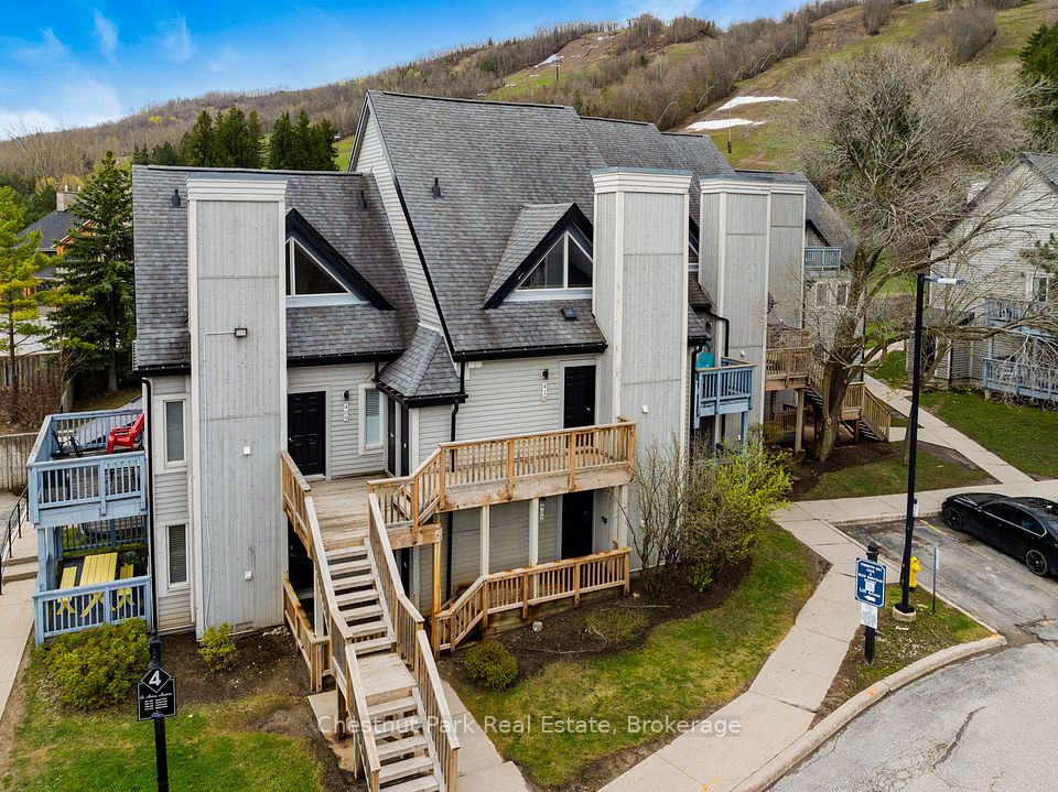 796468 Grey Road 19
