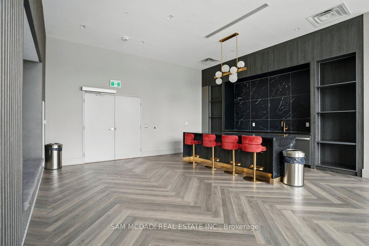 2 Bedrooms Condo at 3220 Sheppard, Toronto For sale