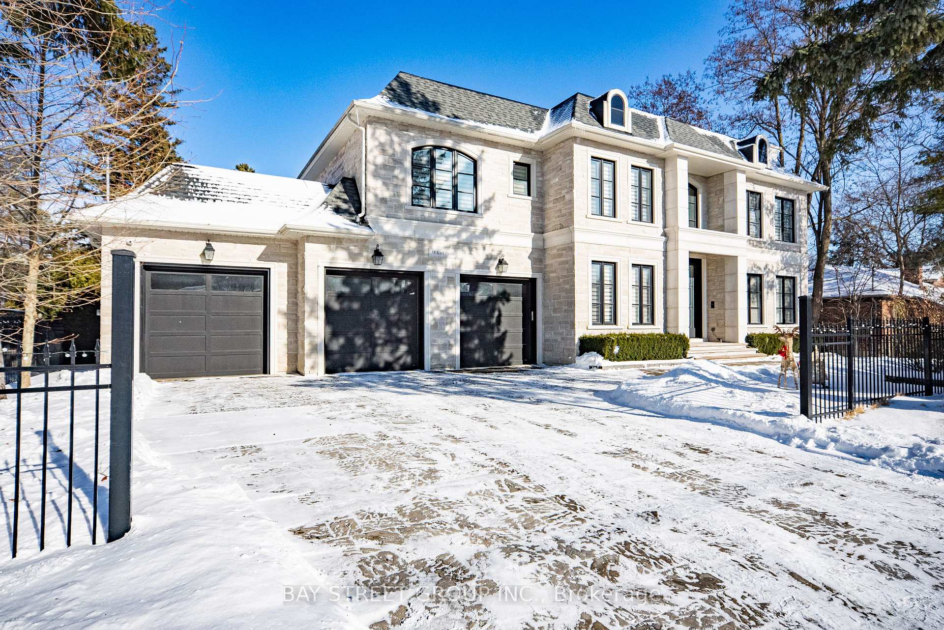 38 Kirk Drive, Markham, ON L3T 3L1