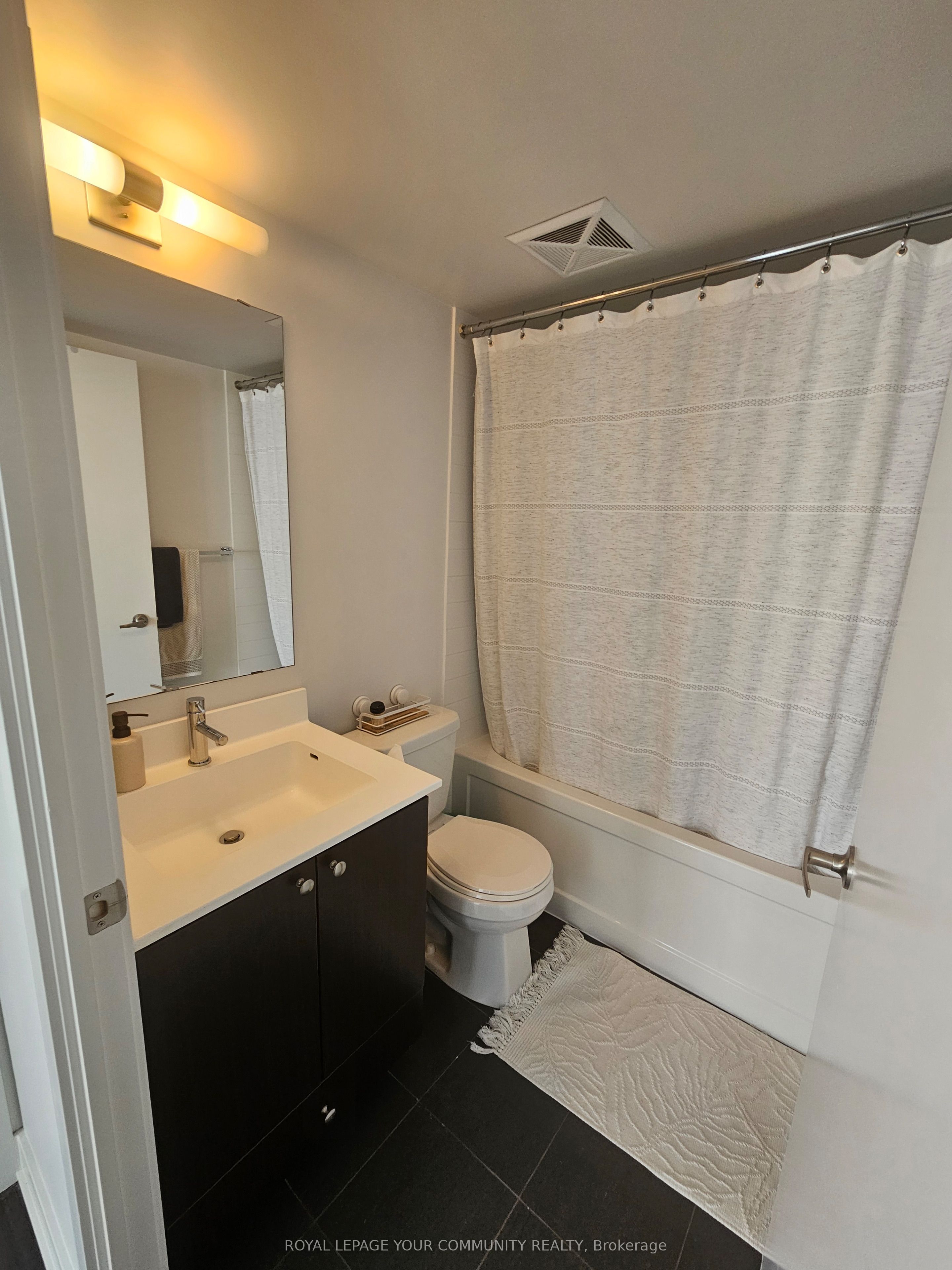 11 Superior Avenue, #406