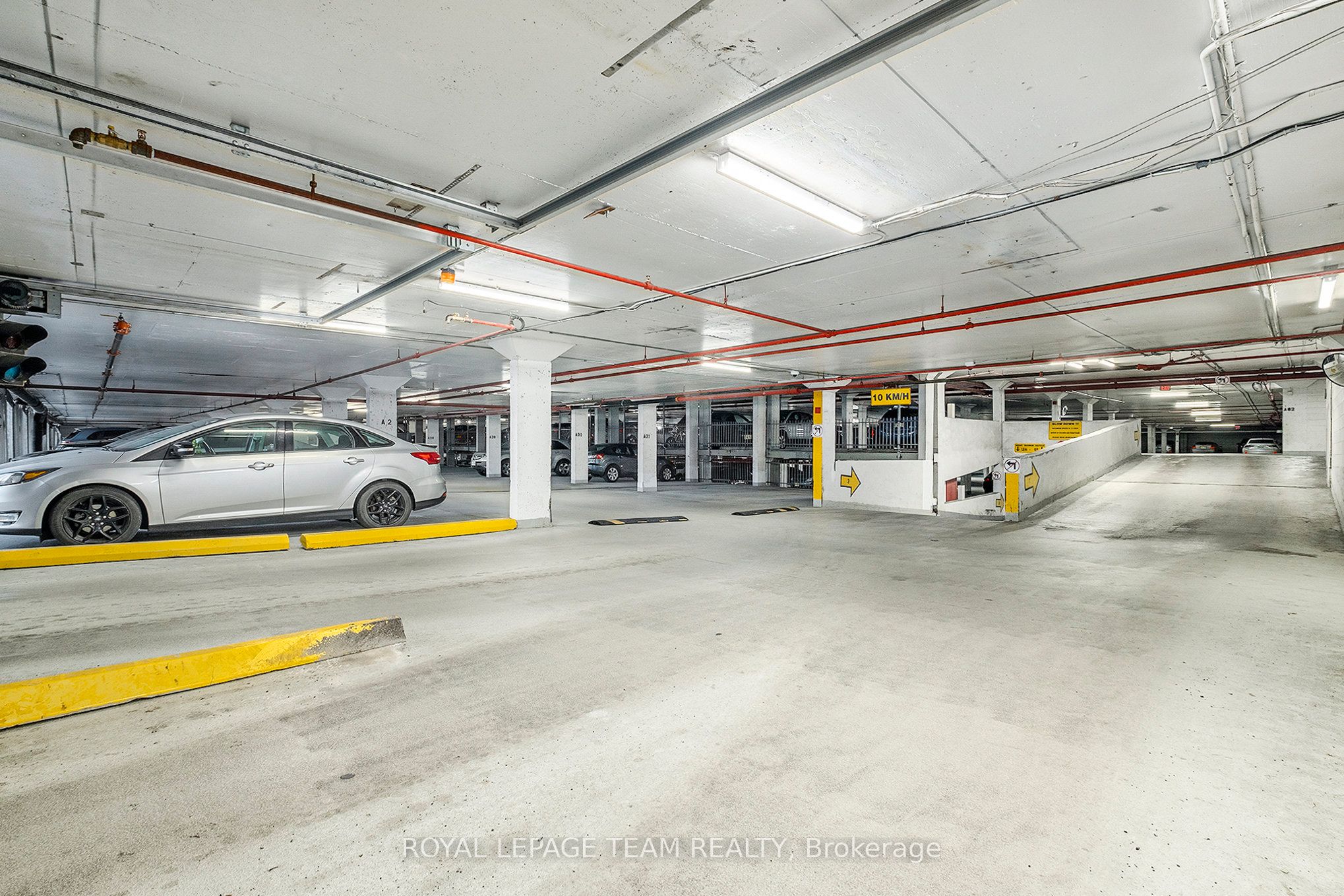 900 DYNES Road #507, Mooneys Bay - Carleton Heights and Area 4702 - Carleton Square