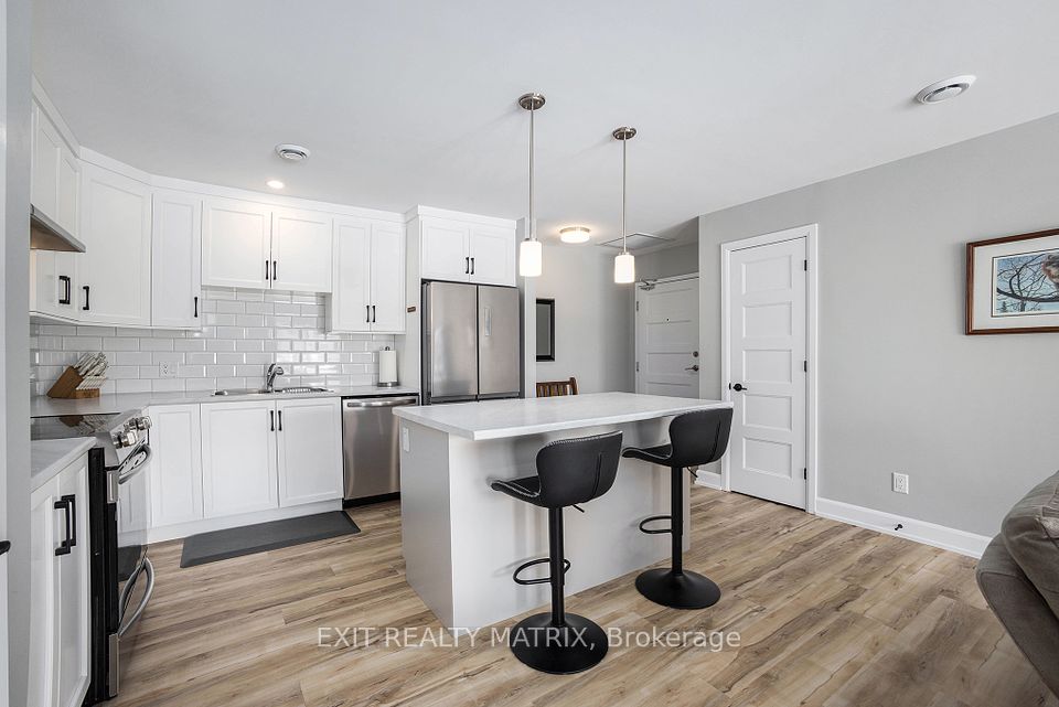 #103 - 271 Belfort Street, Russell, ON K0A 1W0