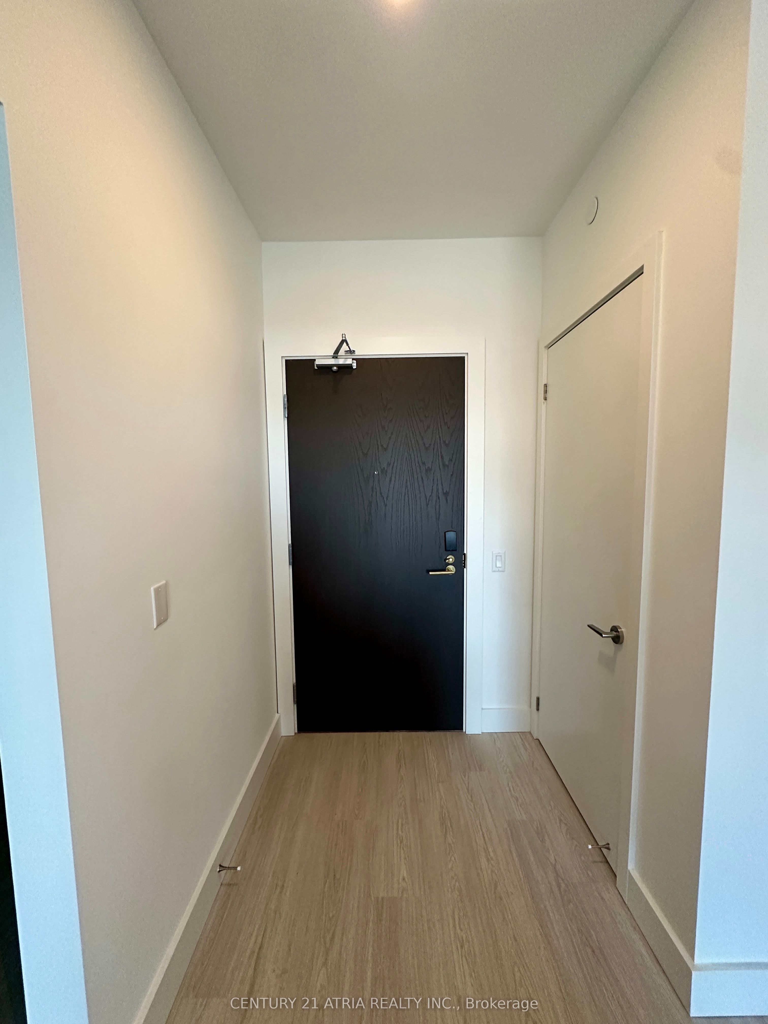 625 Sheppard Avenue E, #320