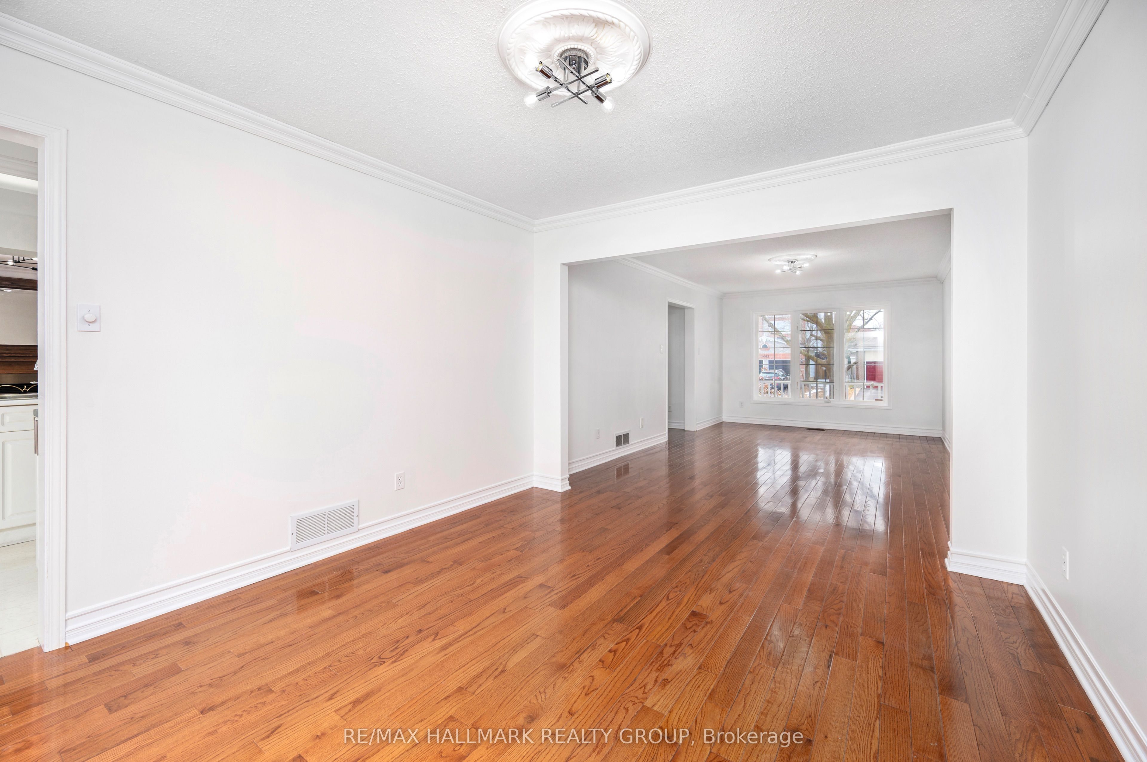 1401 MONTRESOR Way