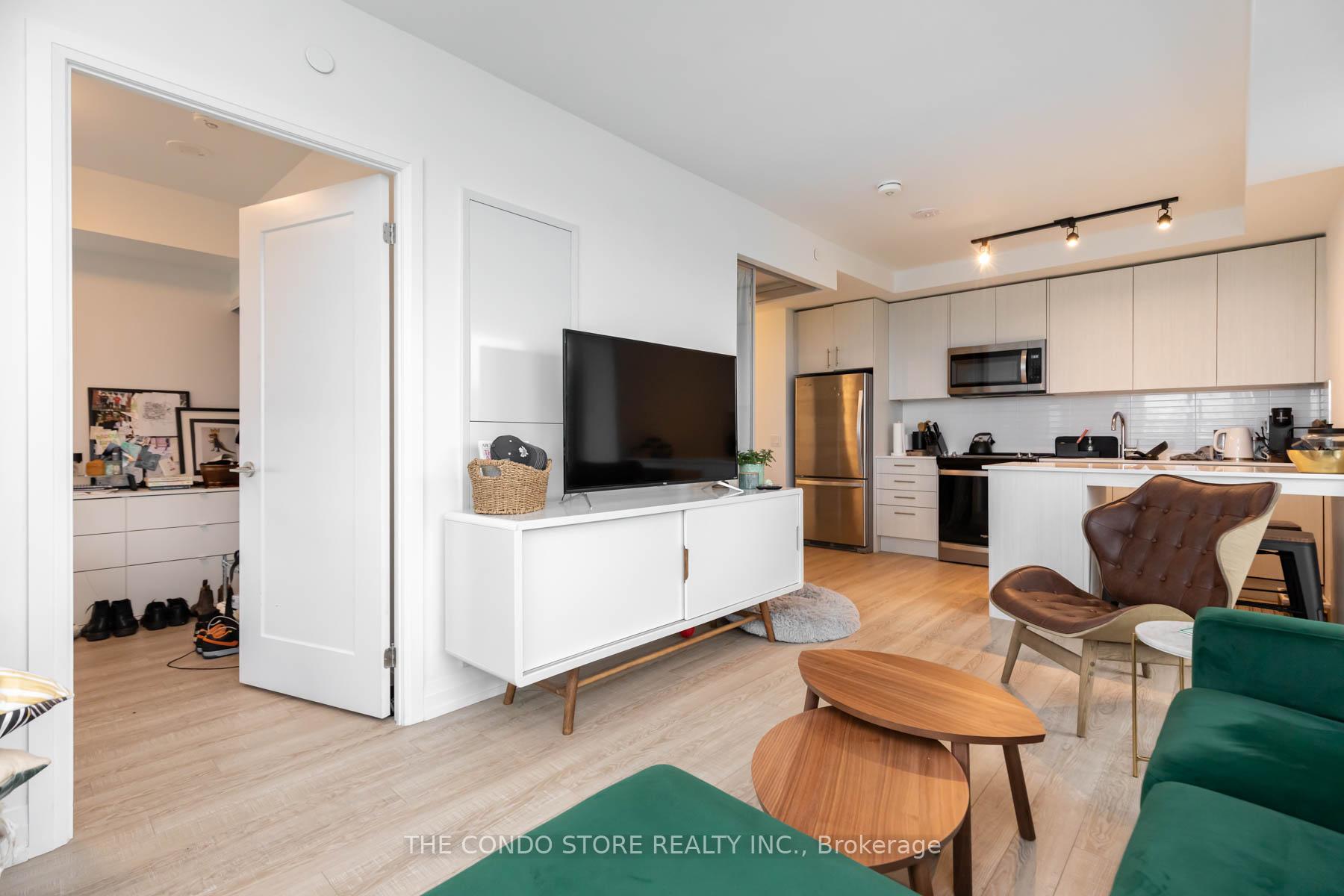 3 Bedrooms Condo at 286 MAIN, Toronto For sale