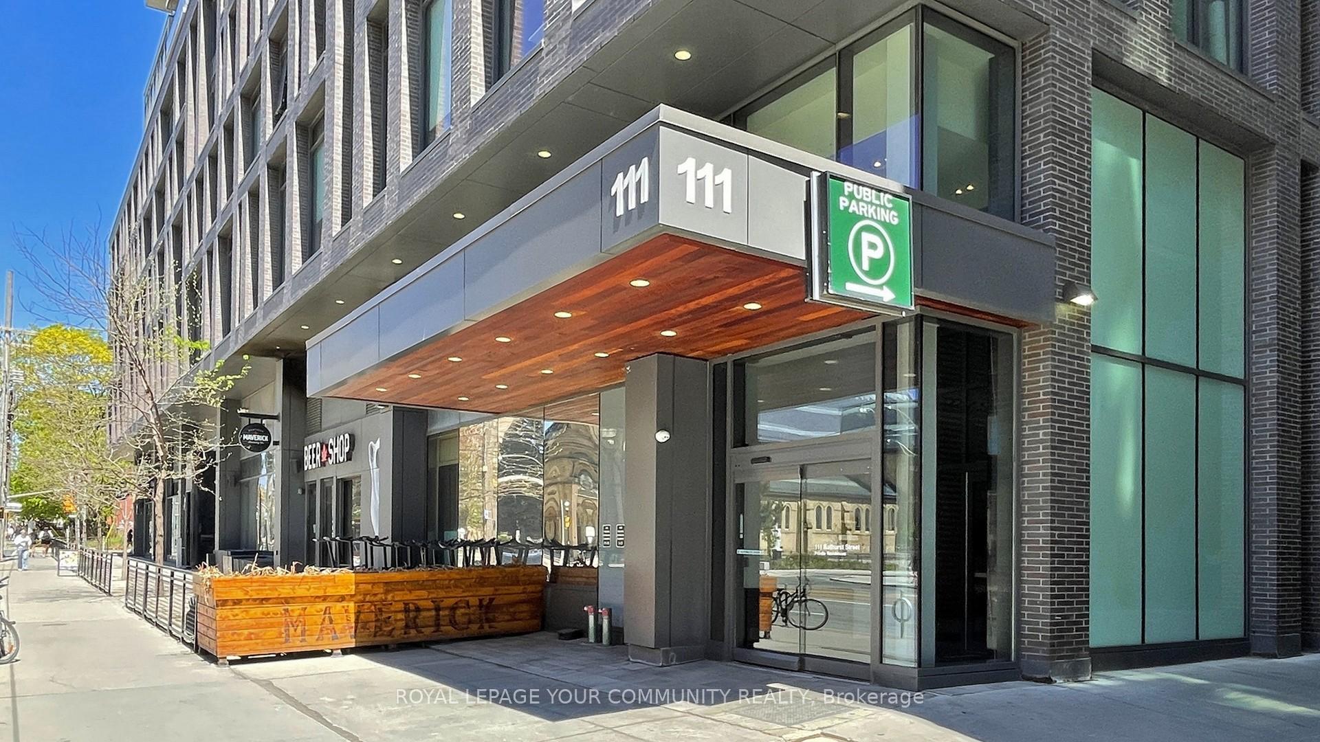 2 Bedrooms Condo at 111 Bathurst, Toronto For sale