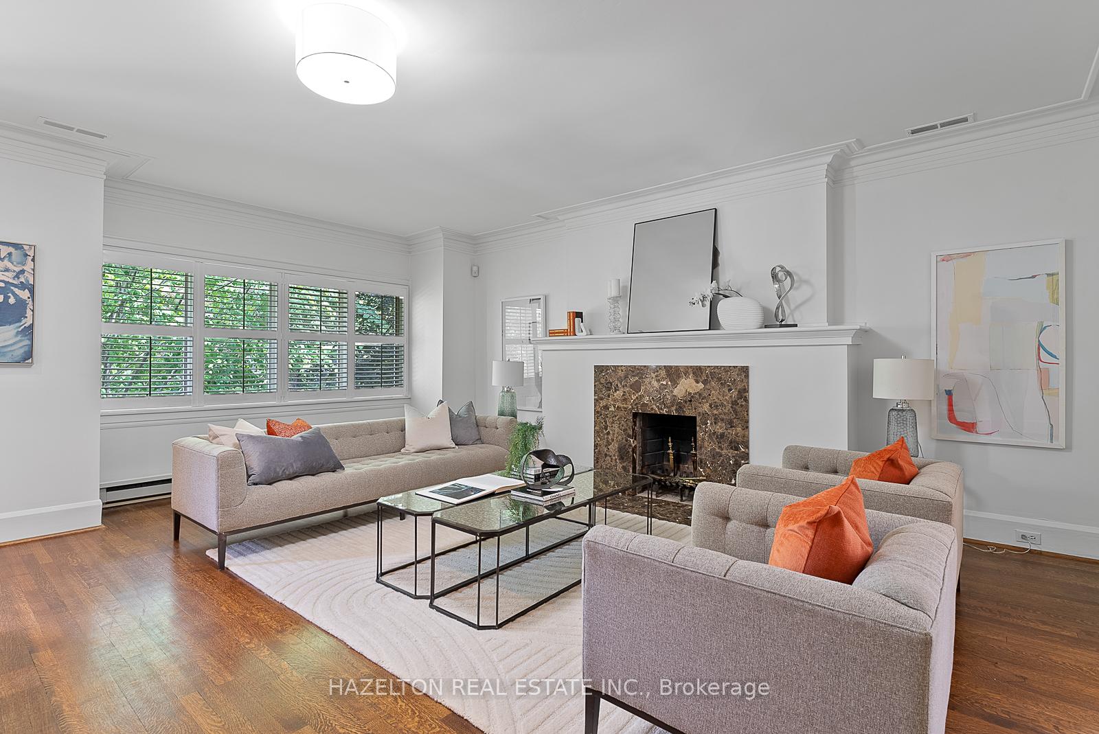3 Bedrooms Condo at 9 Clarendon, Toronto For sale