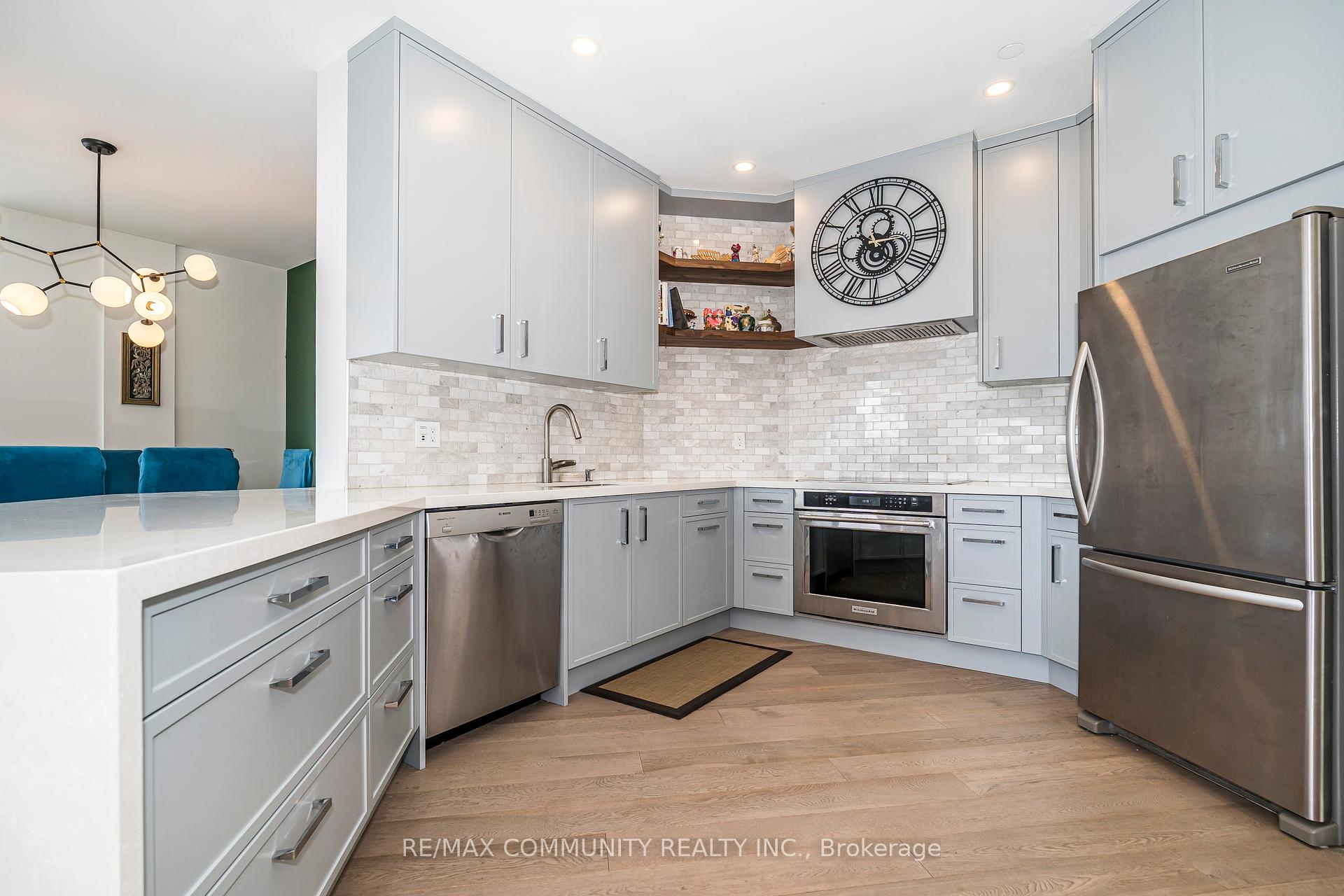 2 Bedrooms Condo at 980 Yonge,  Toronto For sale