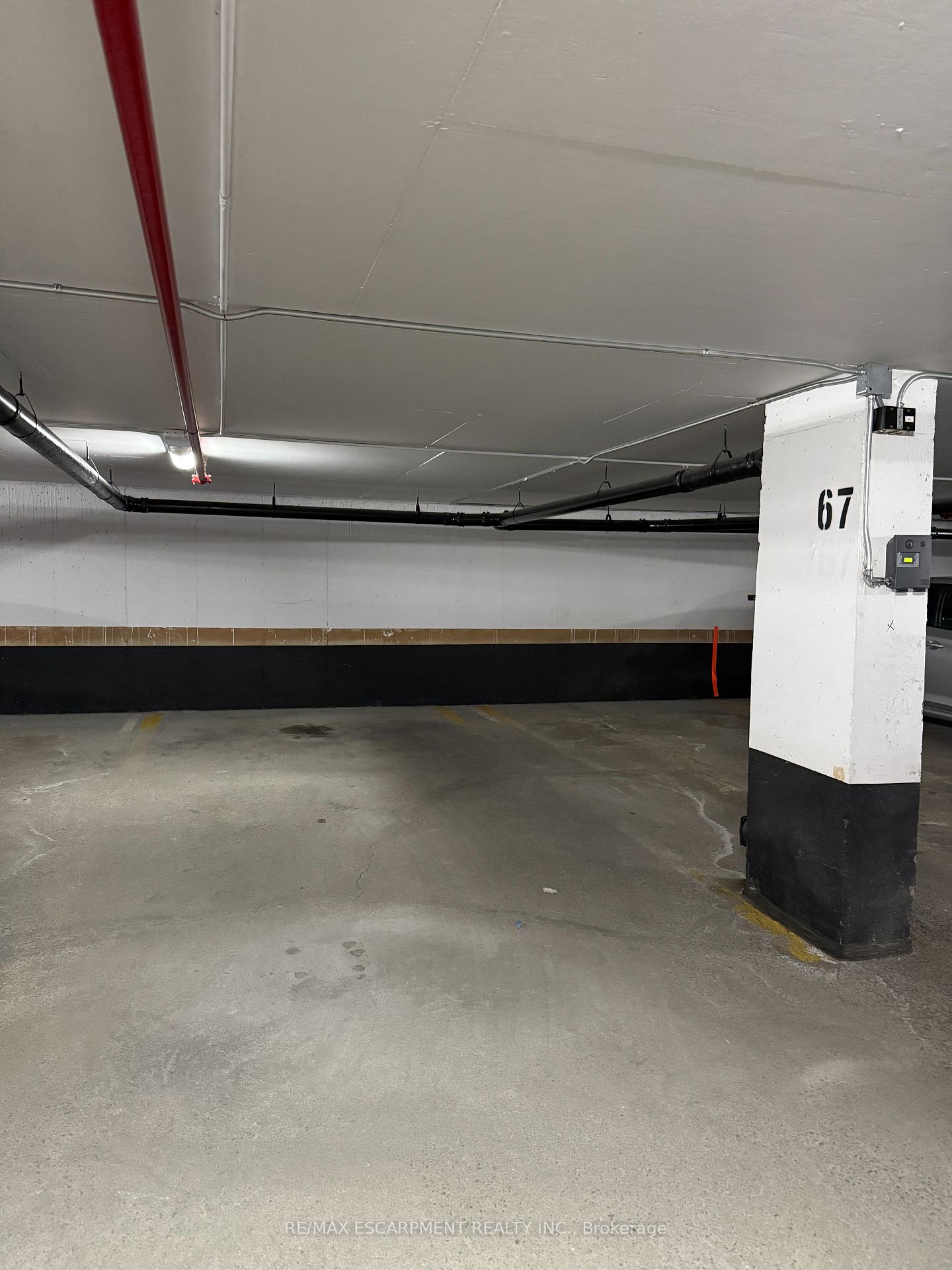 2 Bedrooms Condo at 222 Jackson, Hamilton For sale