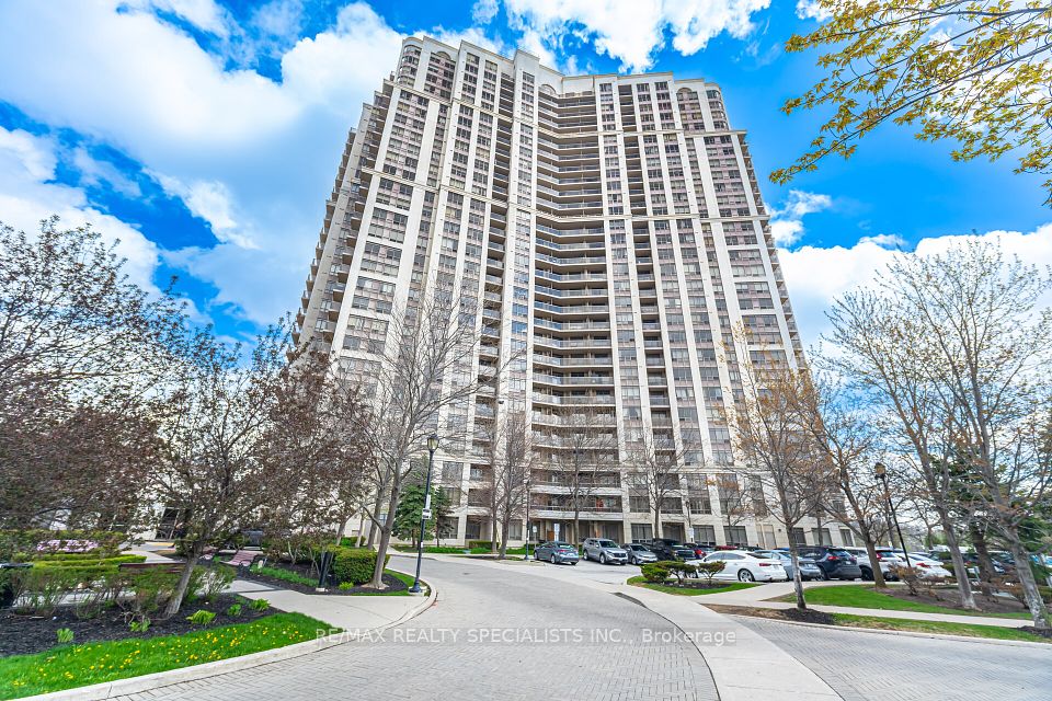 700 Humberwood