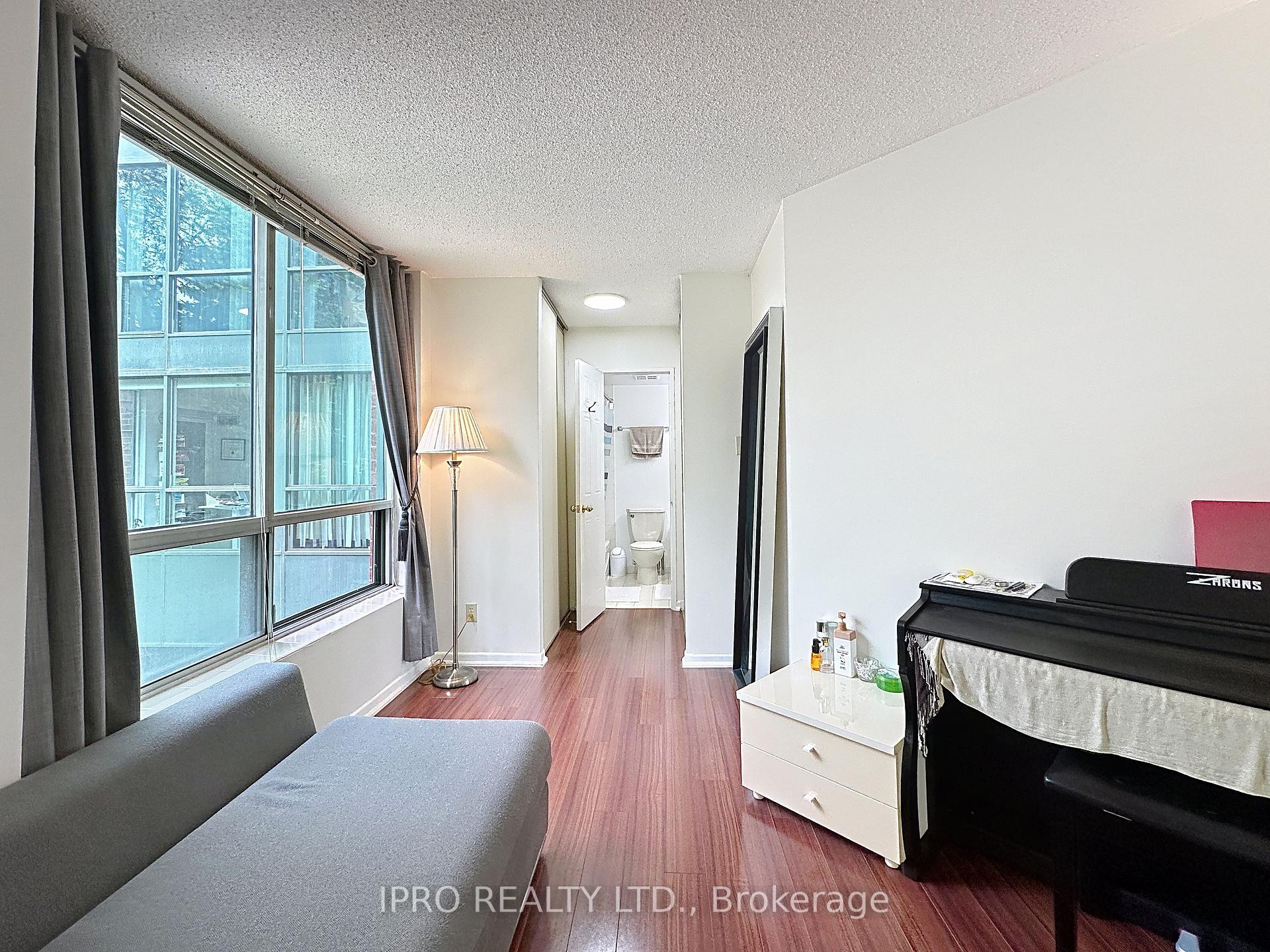 1 Bedroom Condo at 95 Prince Arthur, Toronto For sale