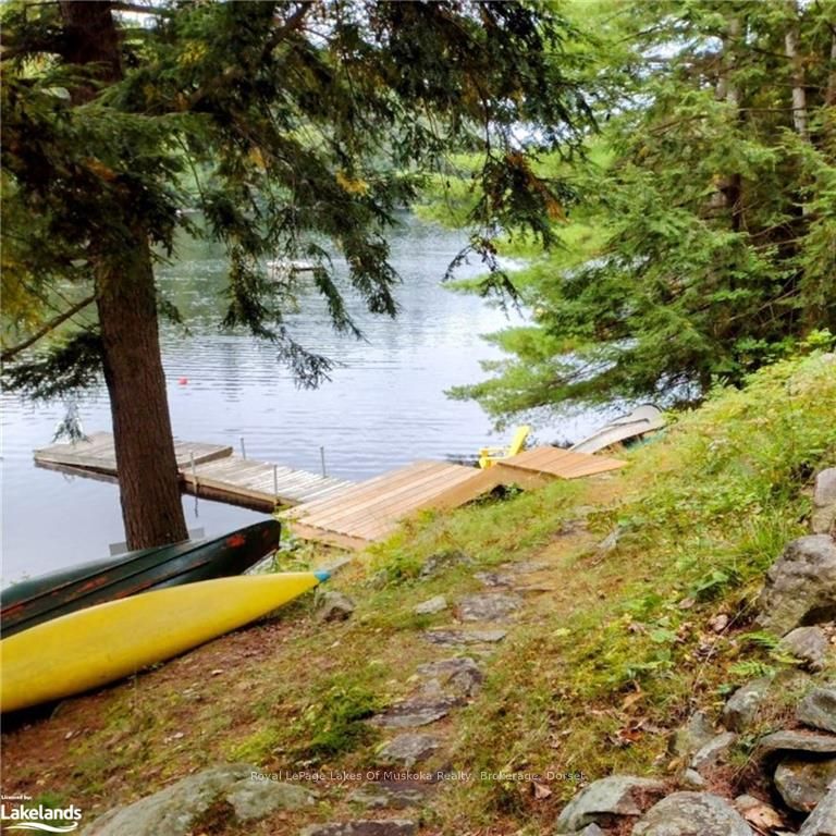 11001 CRANE LAKE
