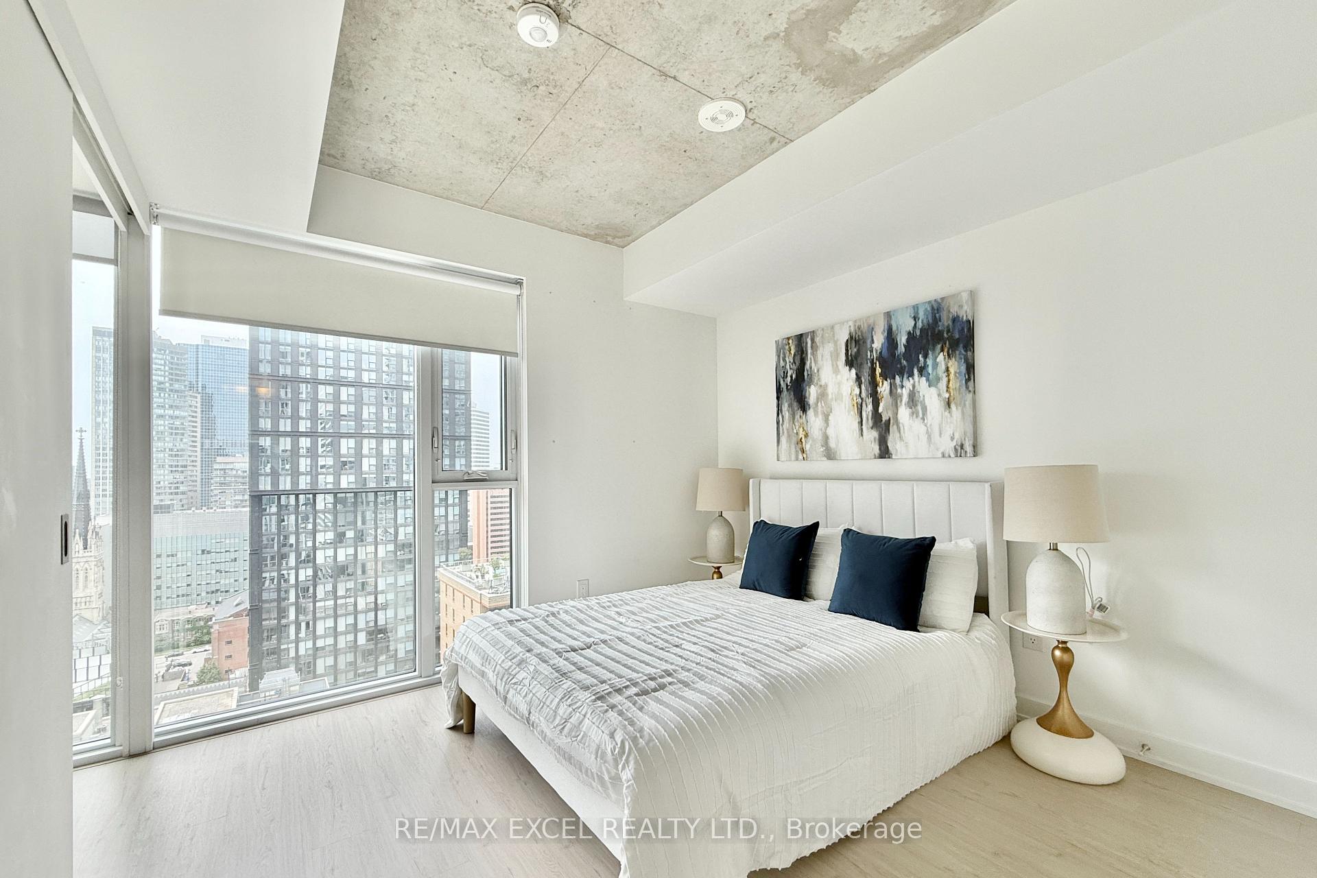 2 Bedrooms Condo at 65 Mutual, Toronto For sale