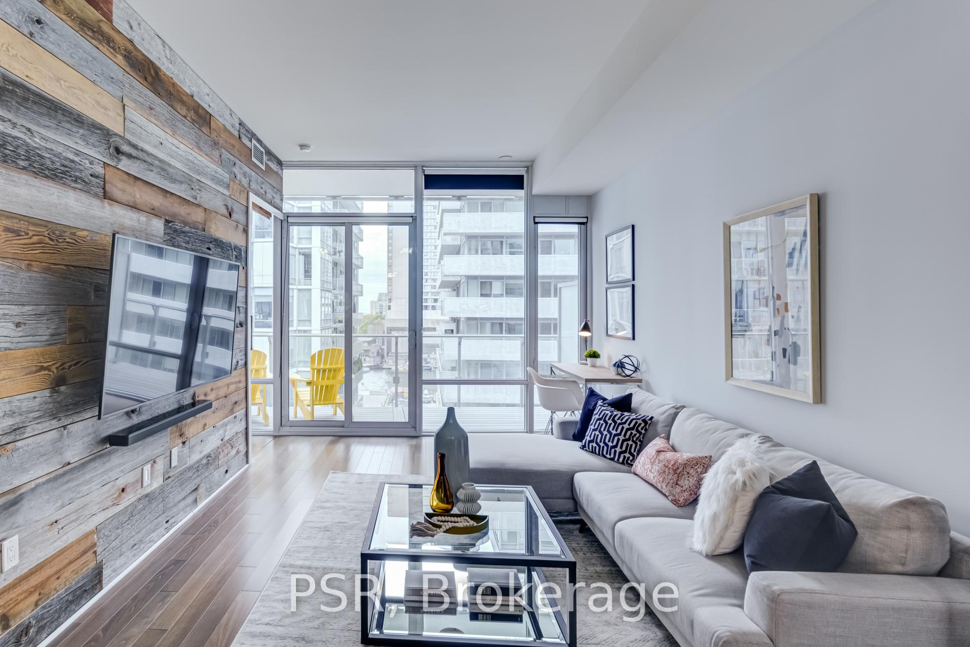 1 Bedroom Condo at 29 Queens Quay, Toronto For sale
