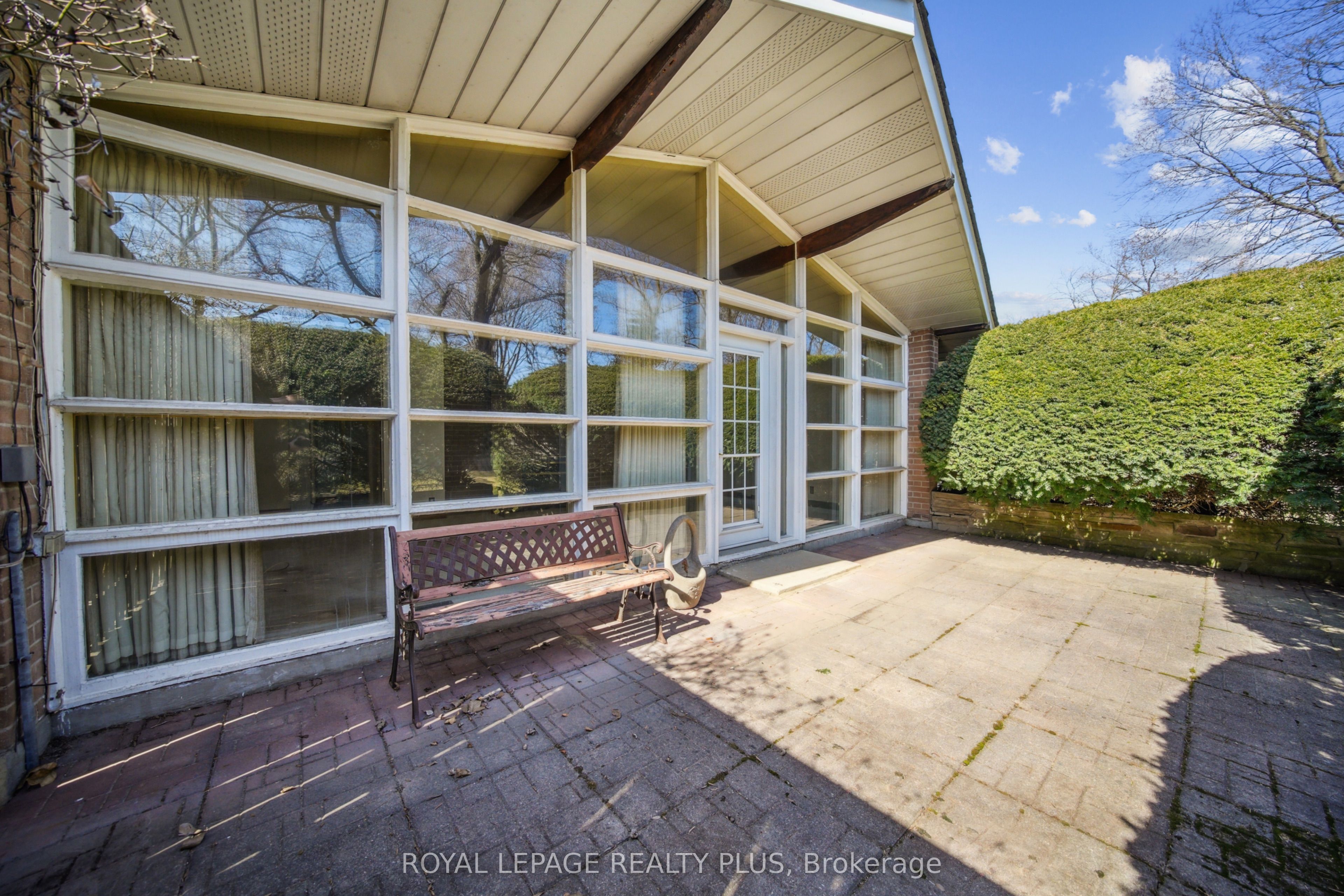 240 South Service Road