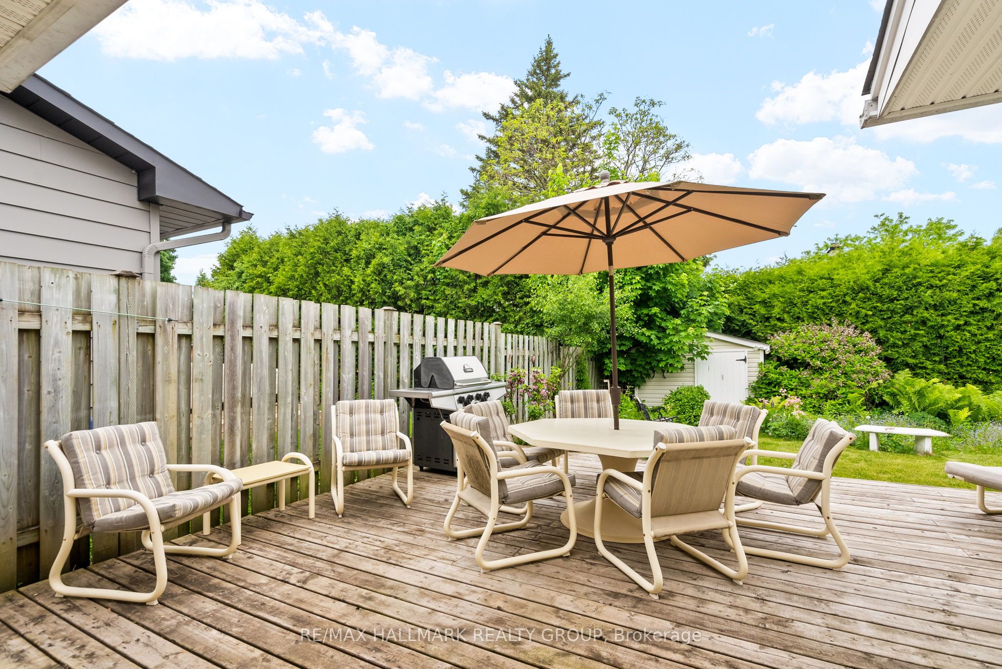 2143 Hubbard Crescent