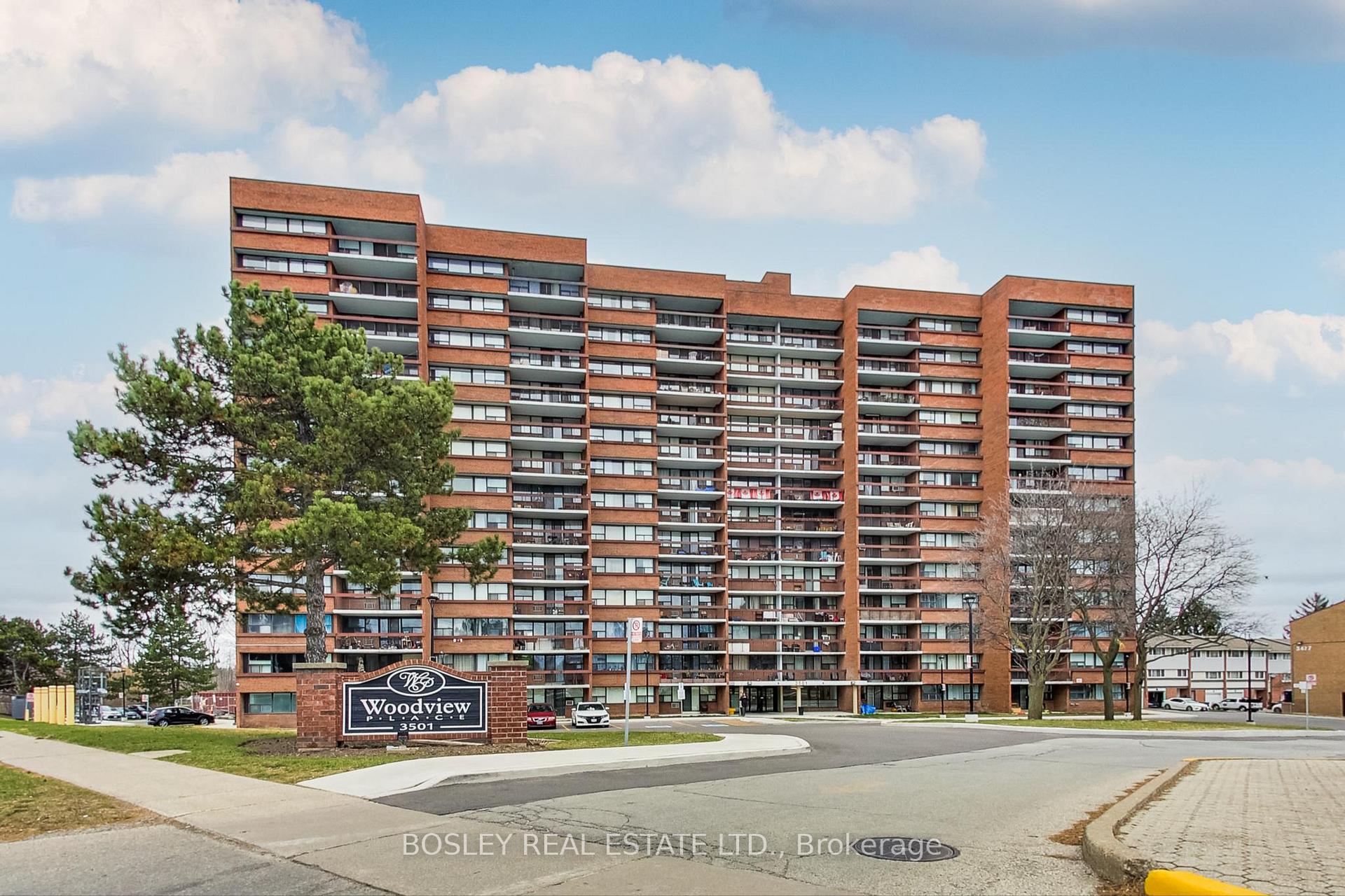 2 Bedrooms Condo at 3501 Glen Erin,  Mississauga For sale