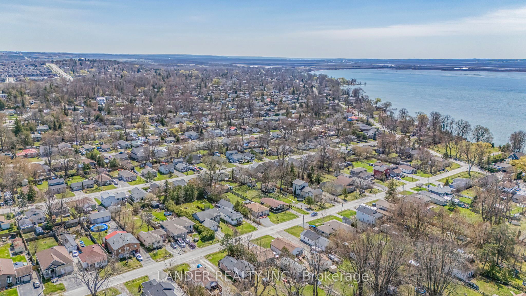 235 Elm Avenue, Georgina, ON L4P 2V4