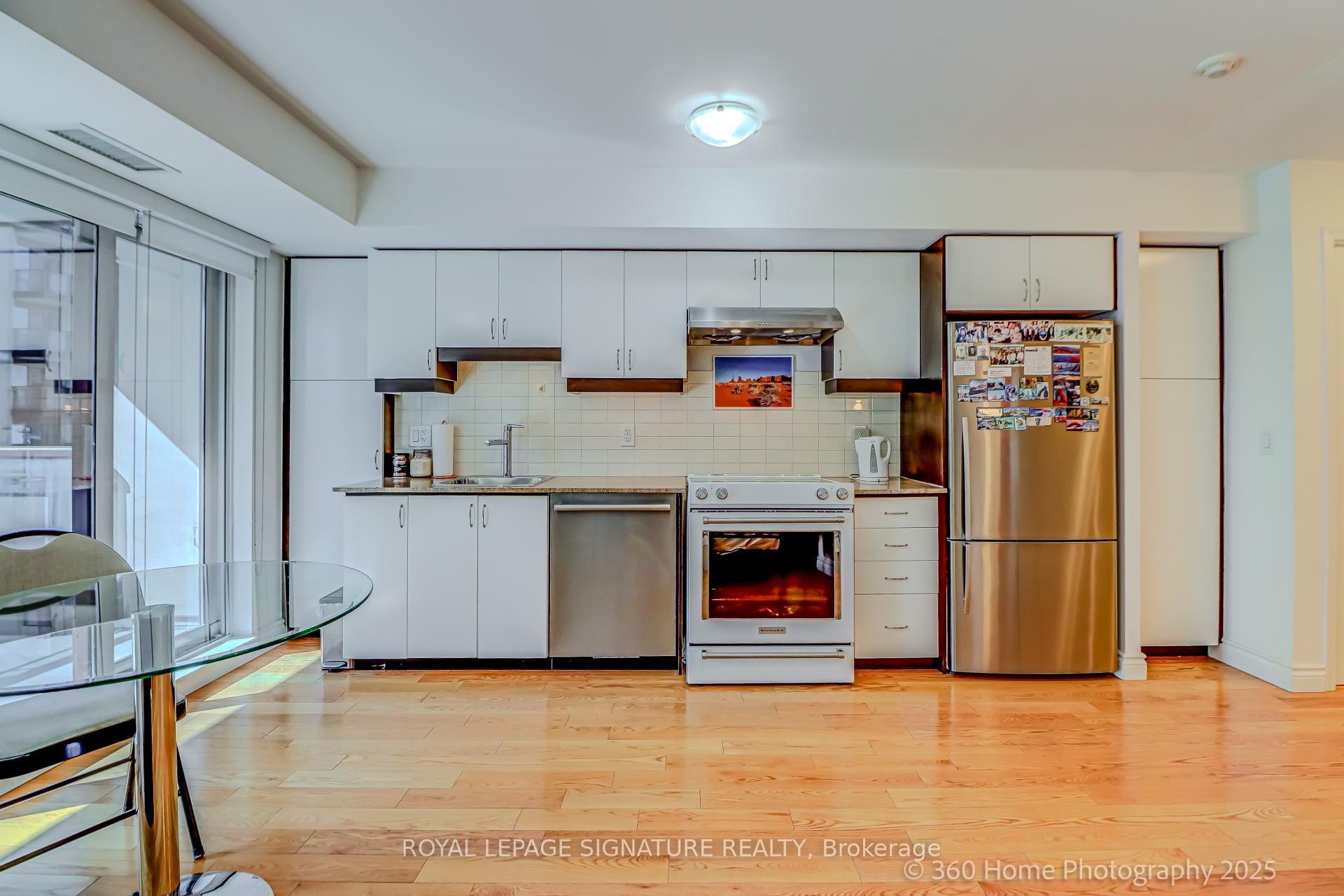 Condo at 27 Rean,  Toronto For sale