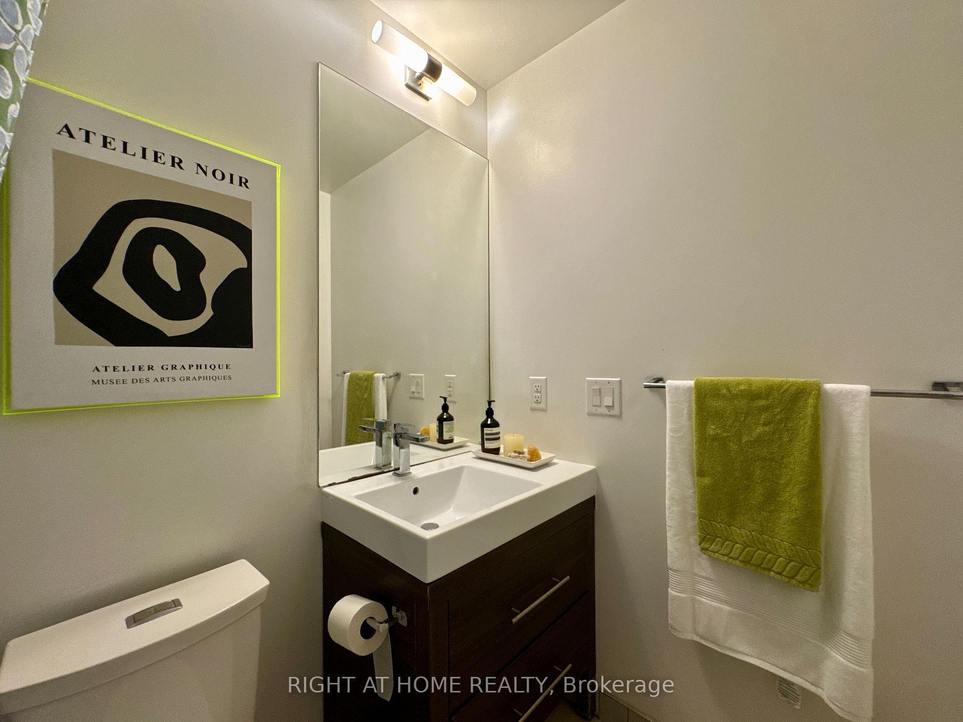 1 Bedroom Condo at 70 Forest Manor, Toronto For sale