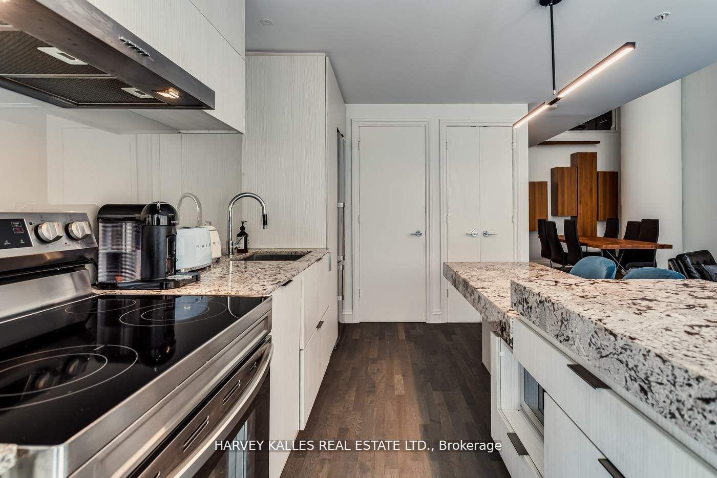 4 Bedrooms Condo at 101 Charles, Toronto For sale