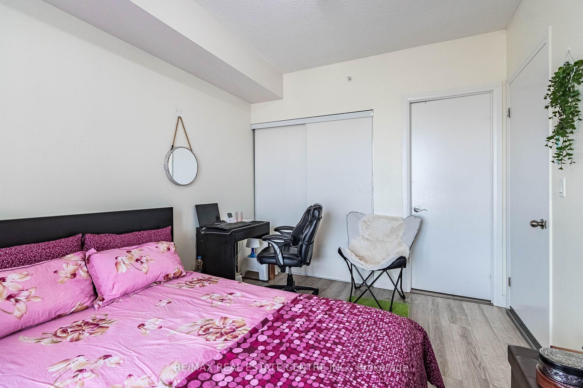 2 Bedrooms Condo at 22 East Haven,  Toronto For sale
