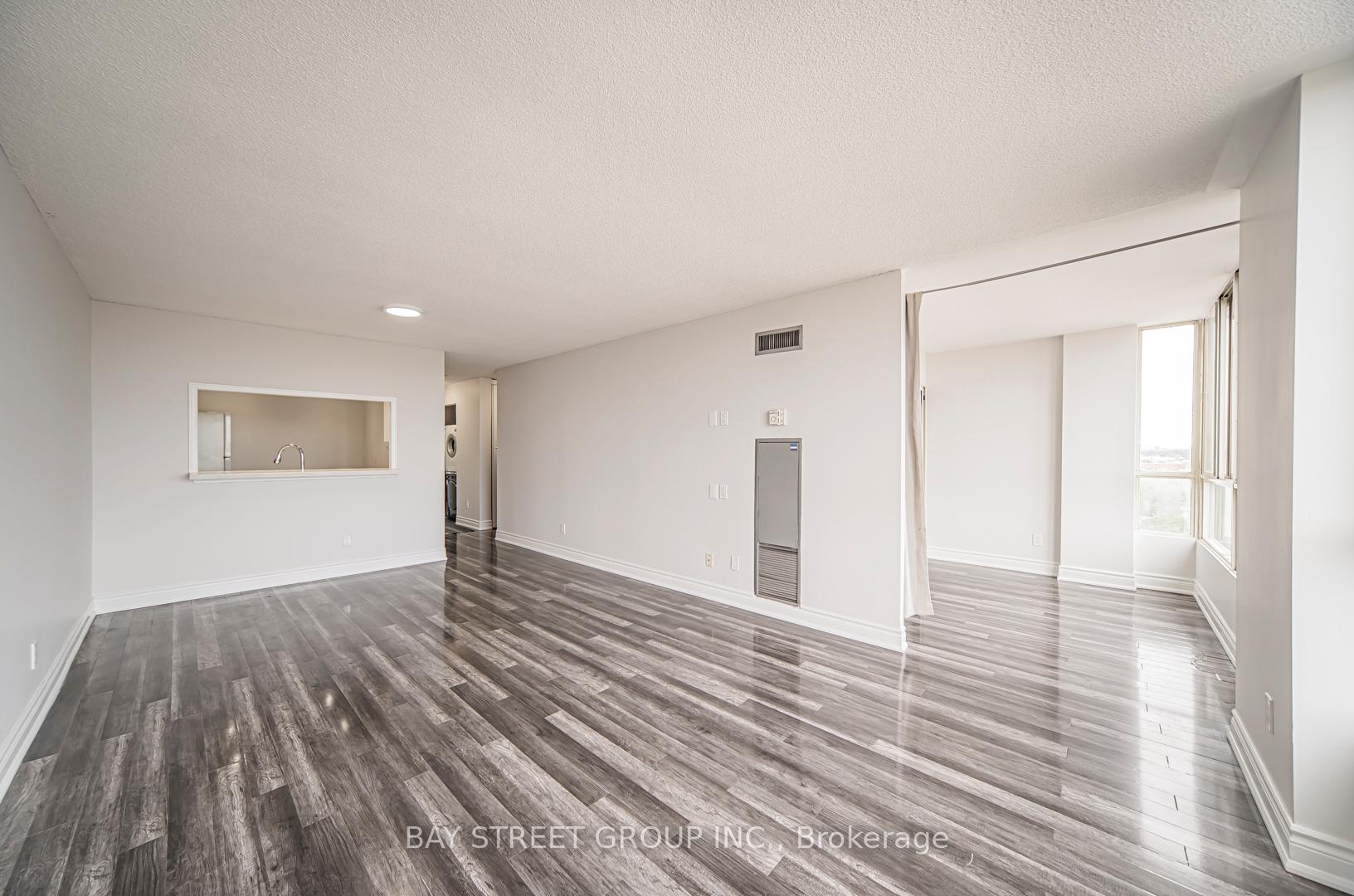 3 Bedrooms Condo at 2470 Eglinton, Toronto For sale