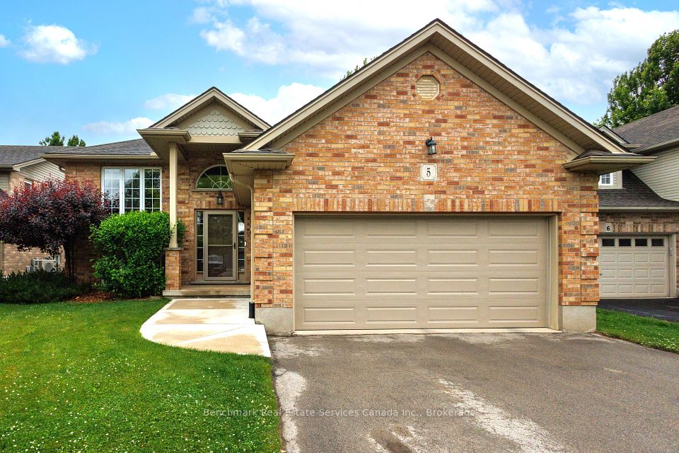 5 Oakwood