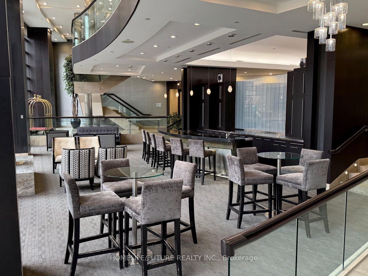 33 Sheppard Avenue E, #806
