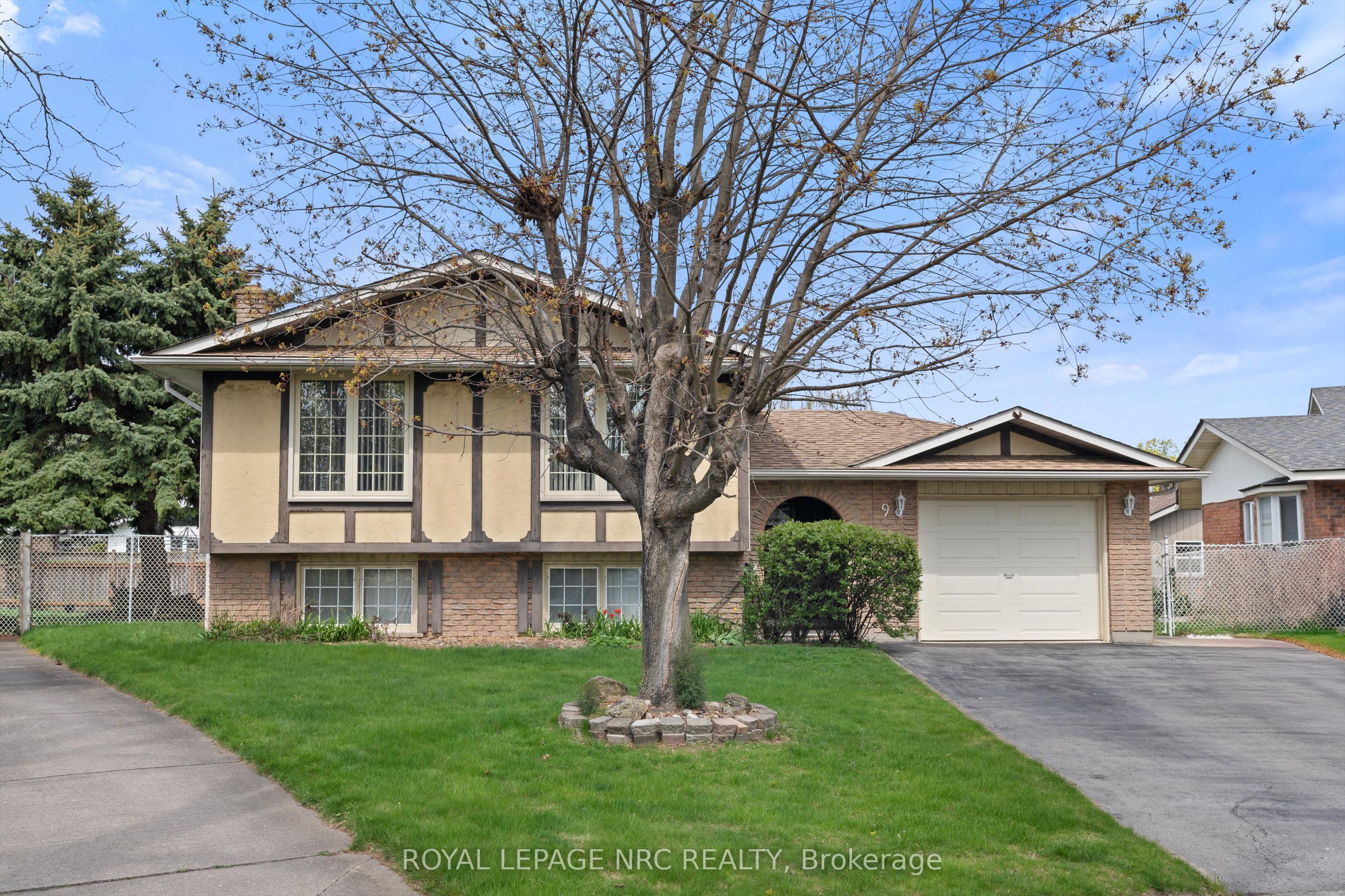 9 Pebble Beach Court, St. Catharines, ON L2N 5X9