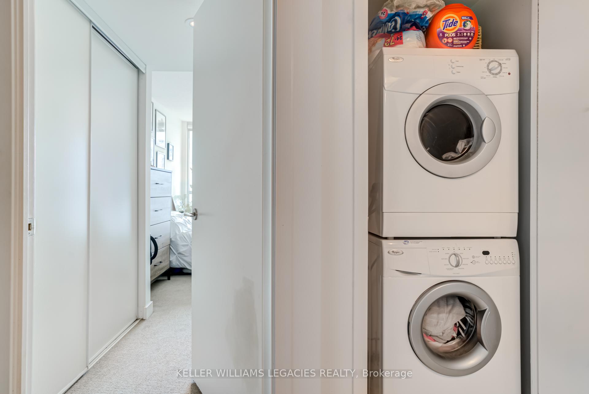 1 Bedroom Condo at 75 Queen’s Wharf,  Toronto For sale