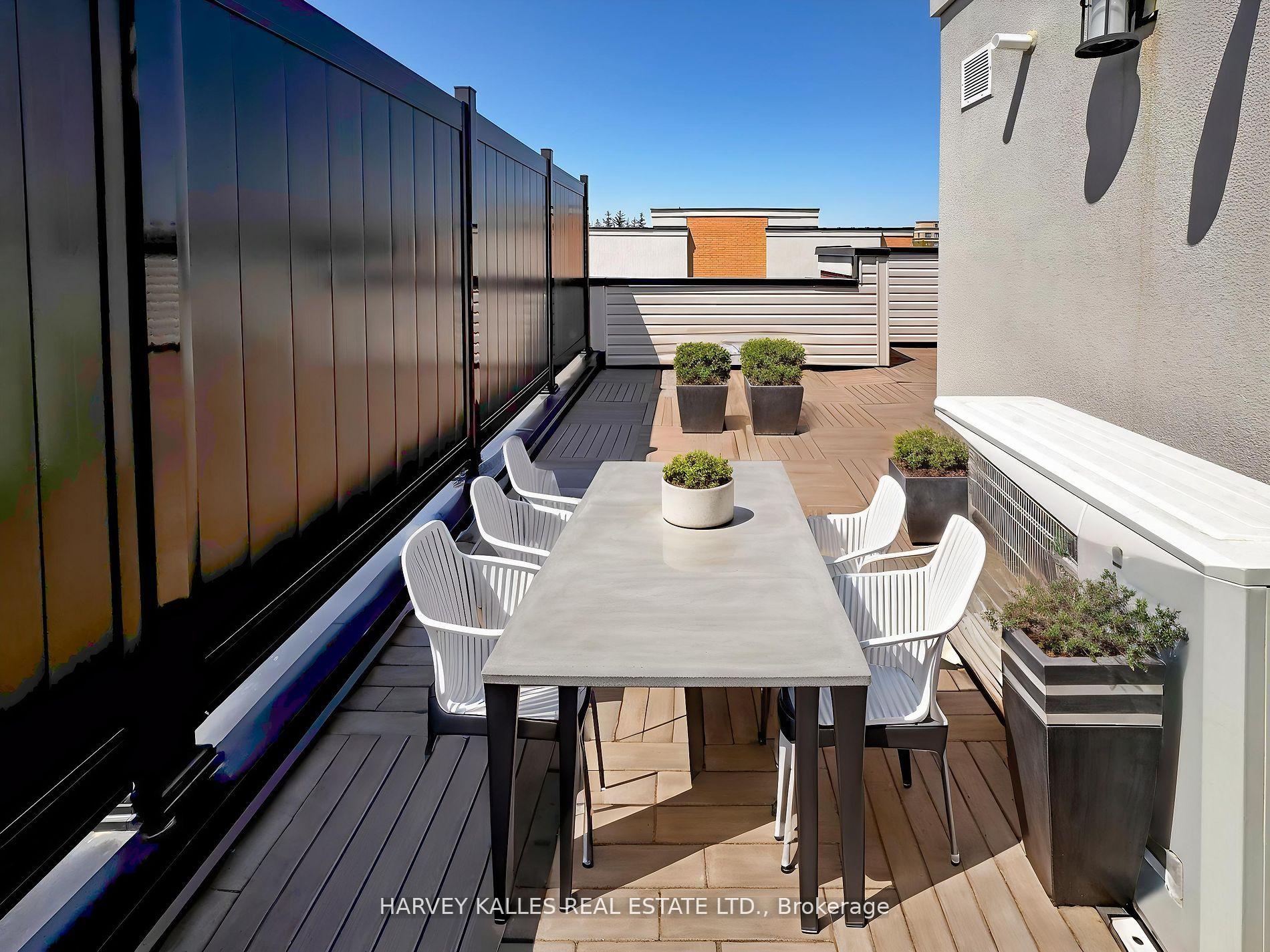 9 Phelps Lane 270