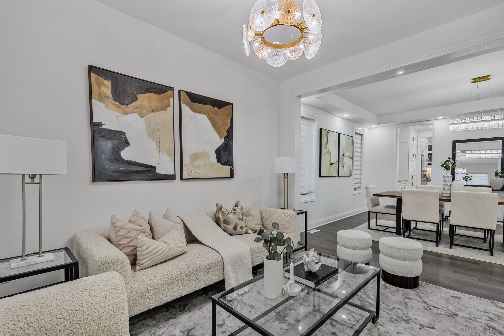 1411 Lobelia Crescent