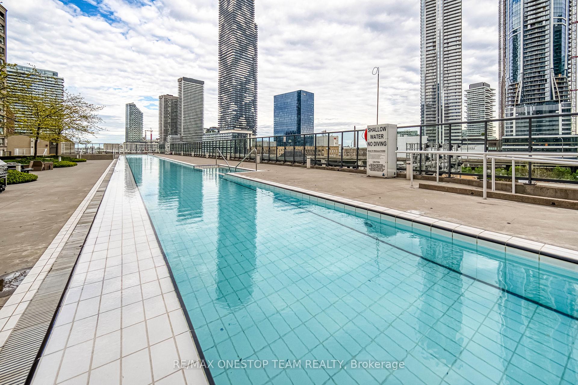 2 Bedrooms Co-op at 1 The Esplanade, Toronto For sale