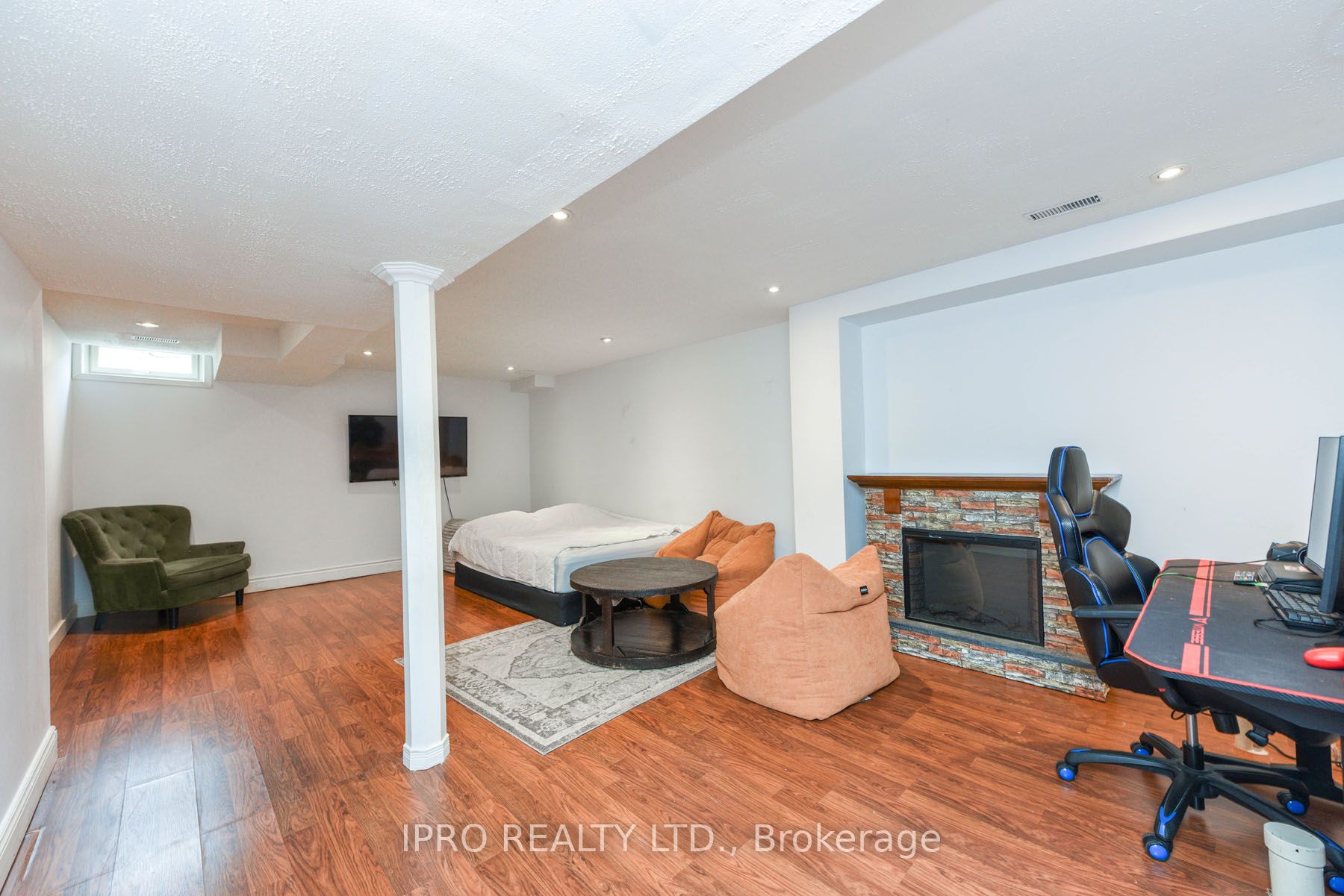 4055 Forest Run Avenue, #17